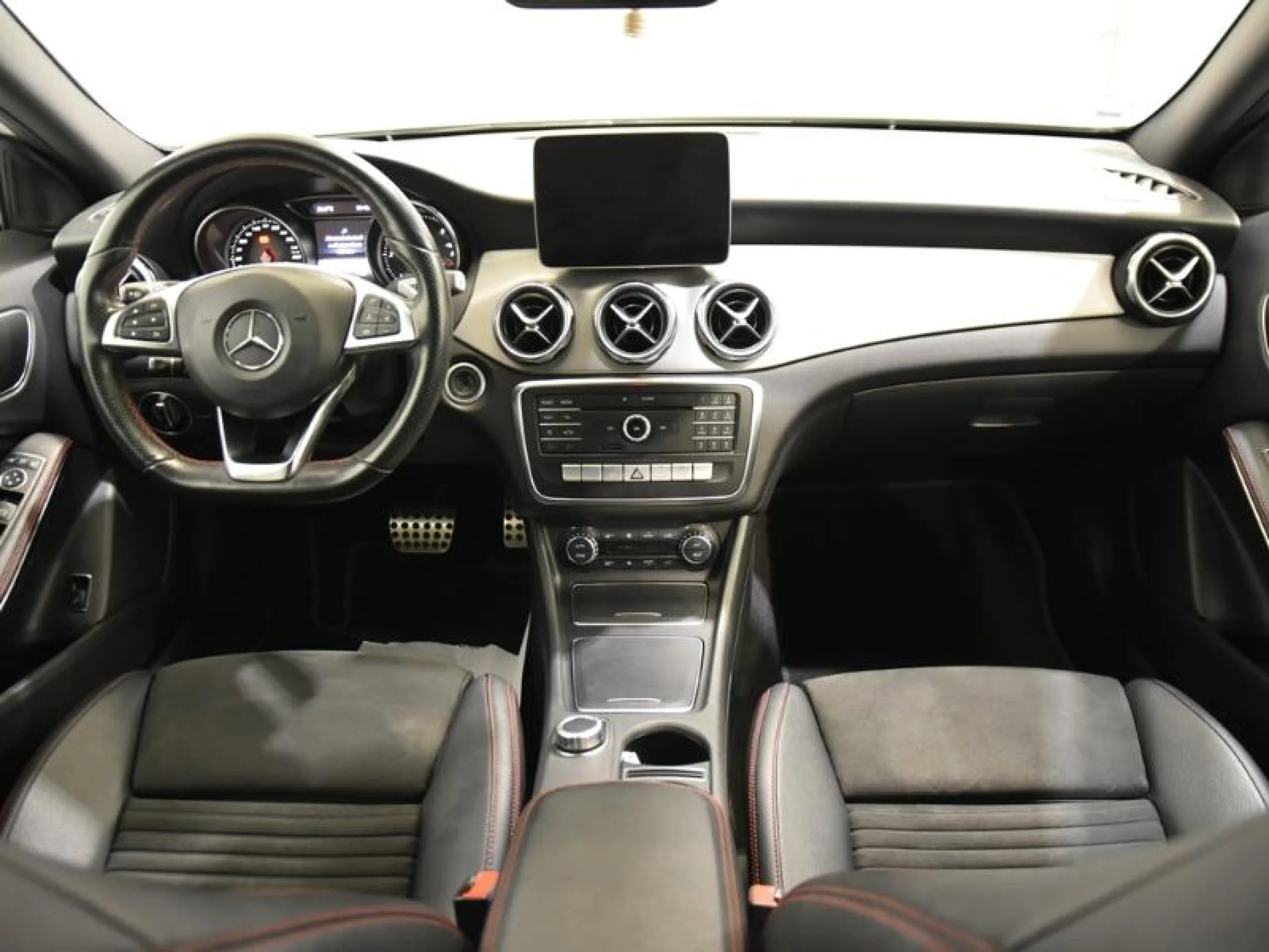 MERCEDES-BENZ Clase gla GLA 200 D - Foto 4