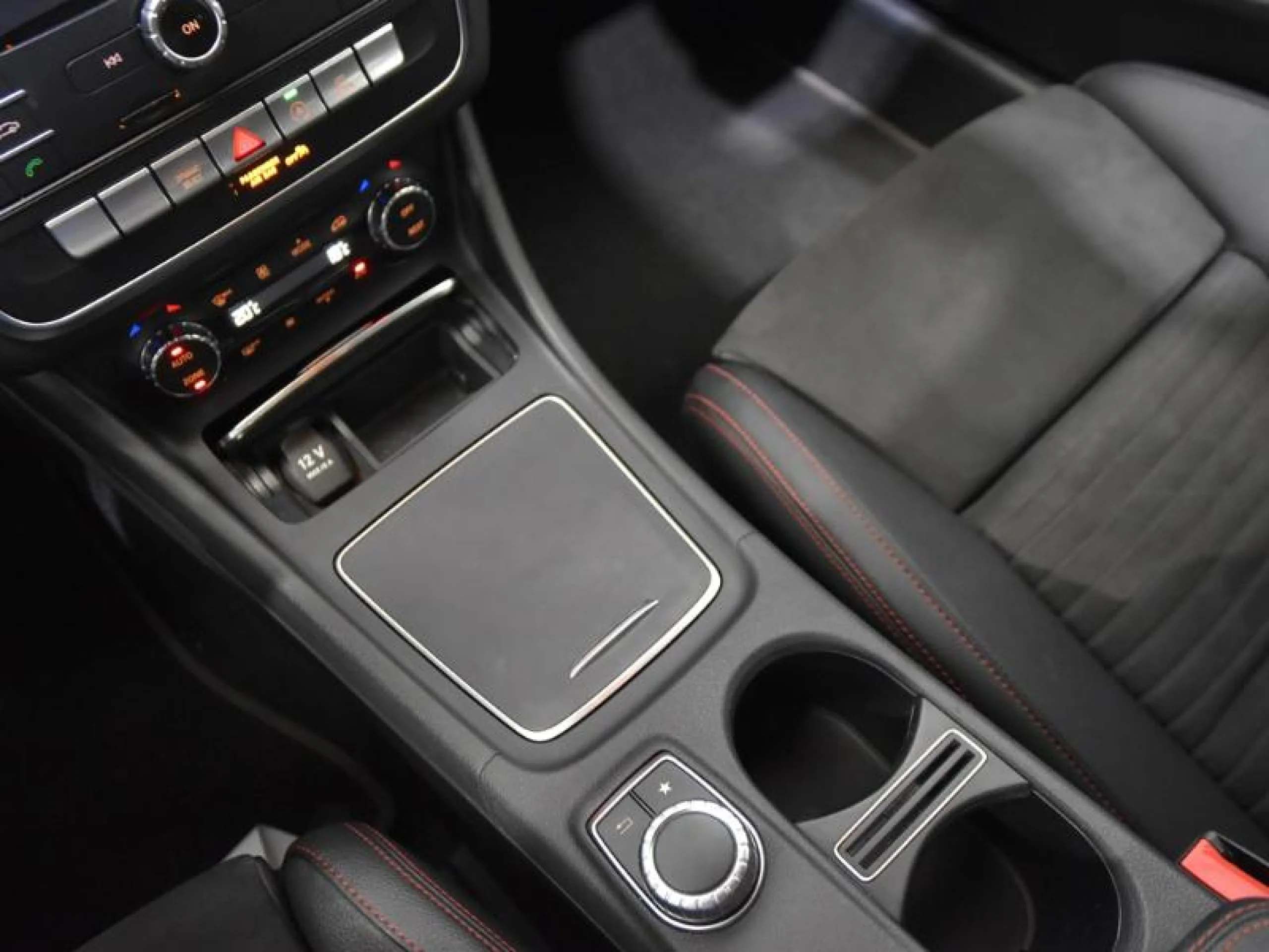 MERCEDES-BENZ Clase gla GLA 200 D - Foto 11