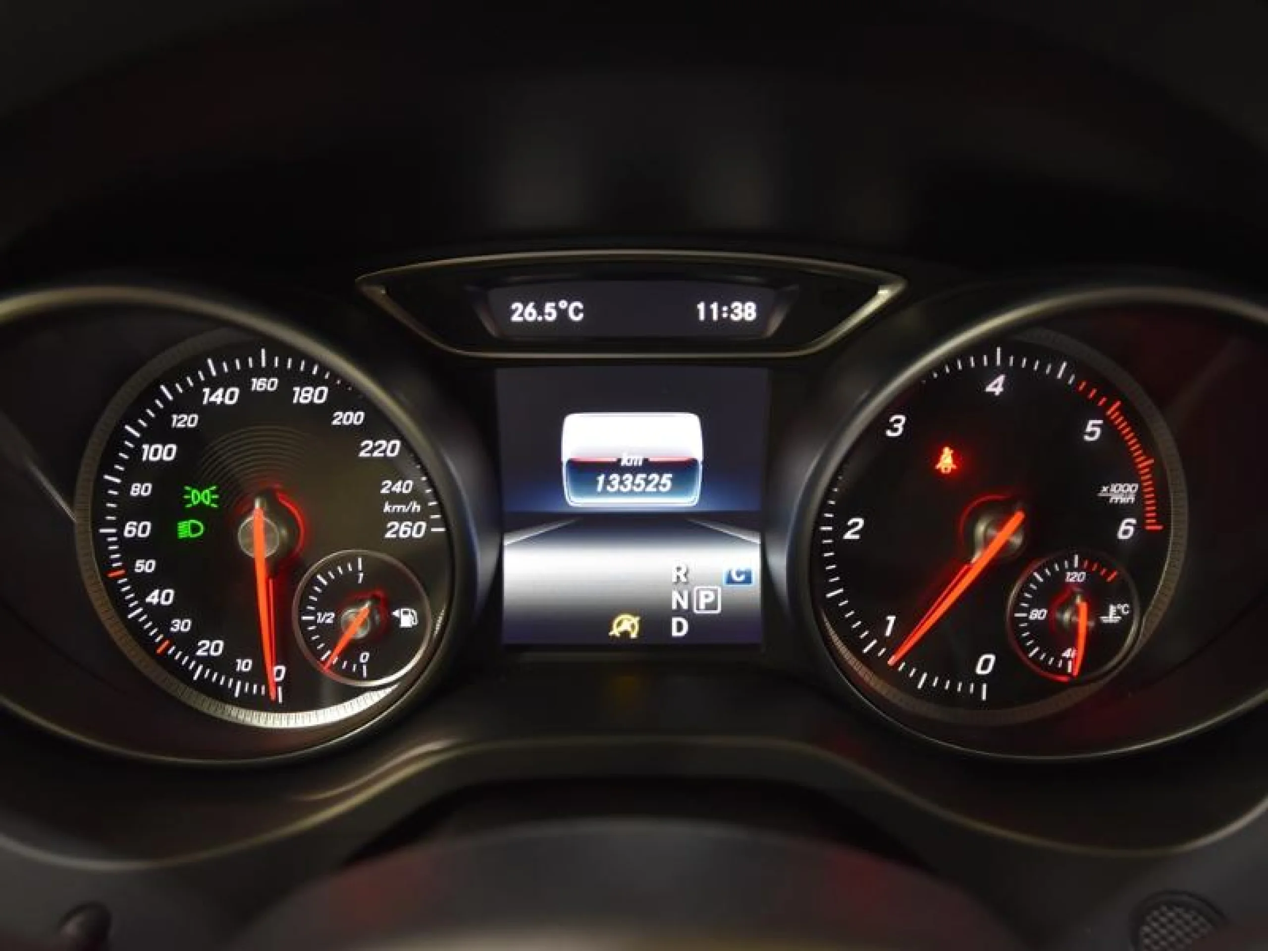 MERCEDES-BENZ Clase gla GLA 200 D - Foto 18