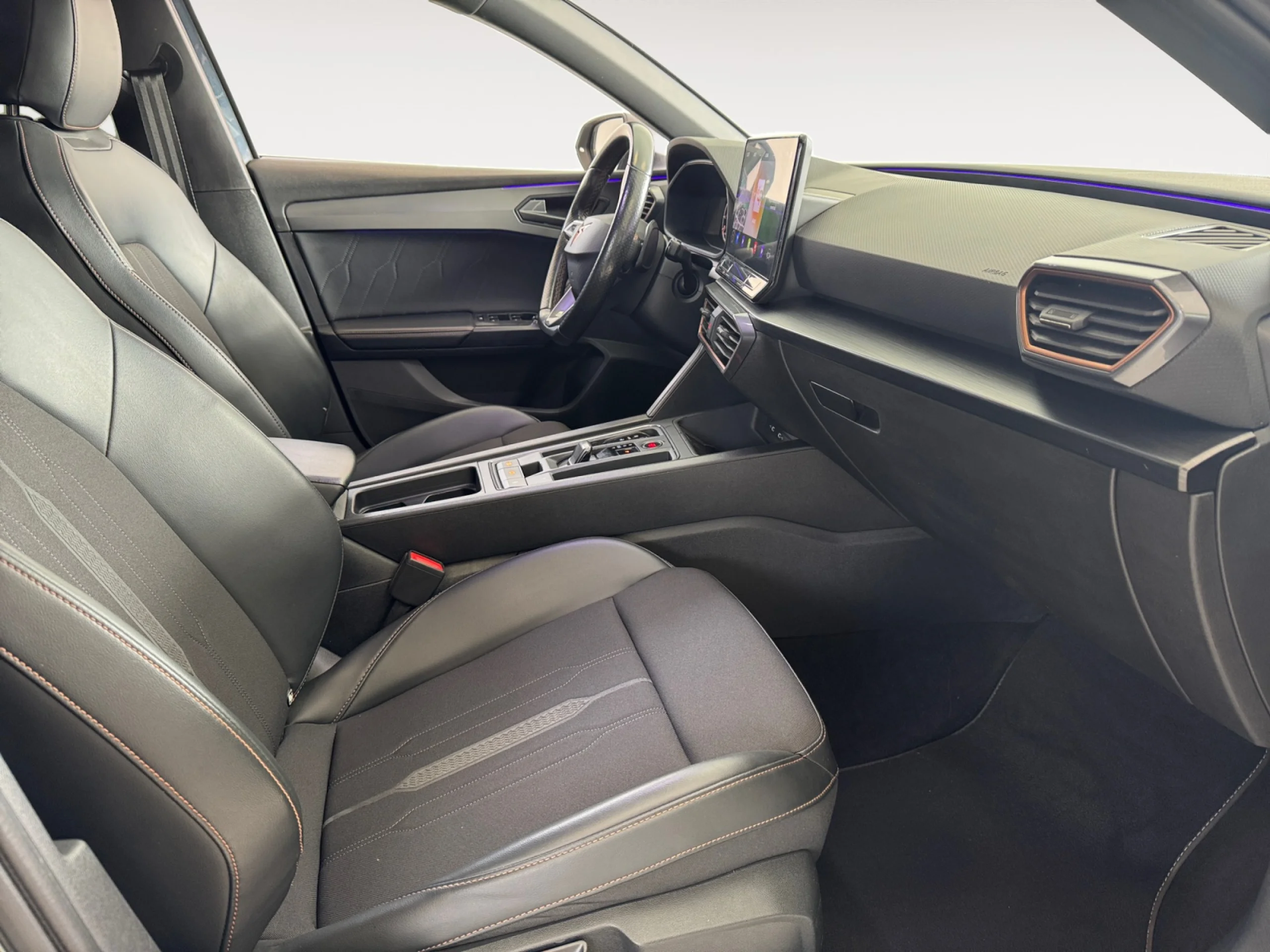 CUPRA LEON 1.5 ETSI 110KW (150CV) DSG - Foto 5