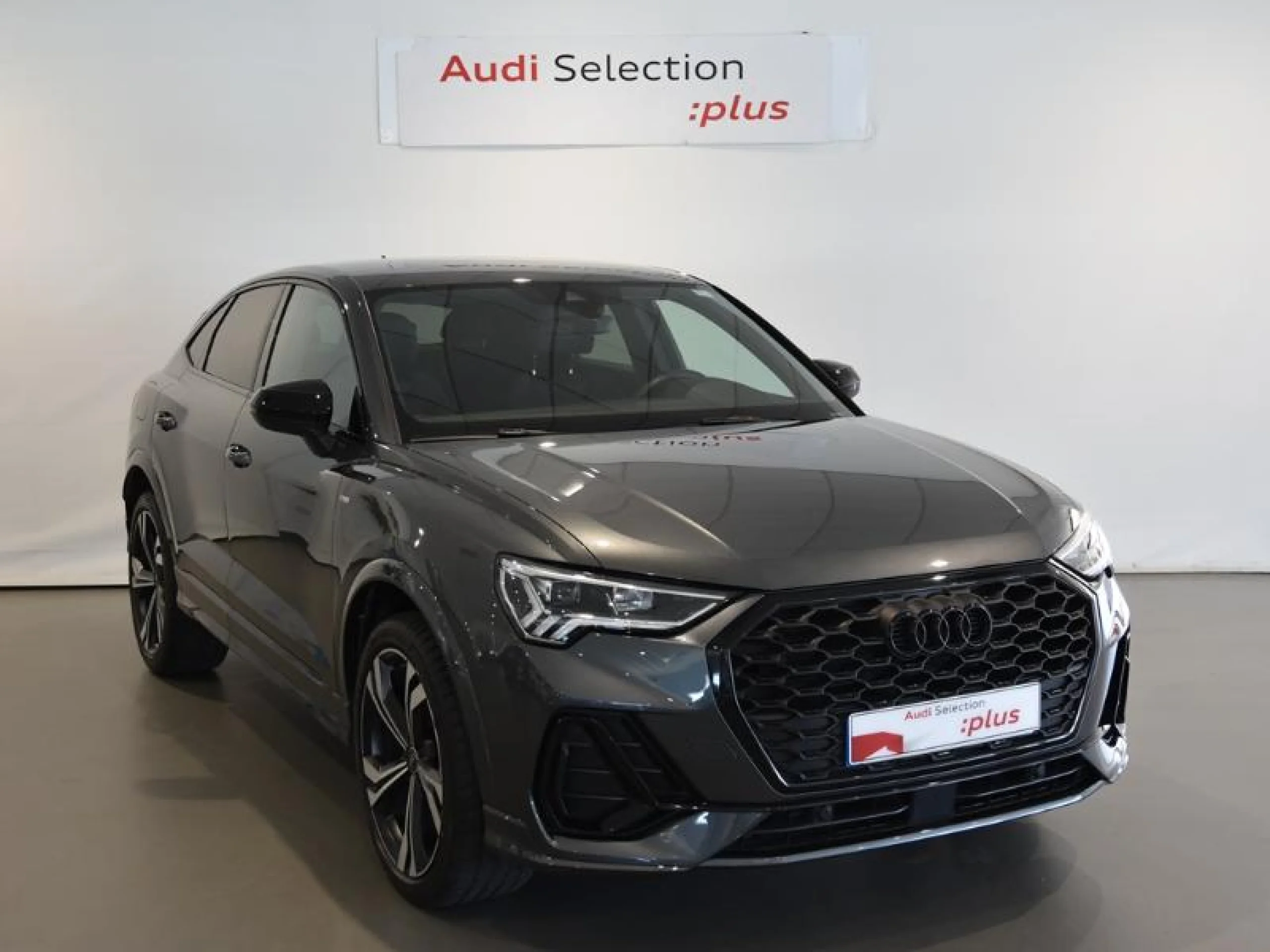 AUDI Q3 SPORTBACK BLACK LINE 35 TDI 110KW (150CV) S TRONIC - Foto 1