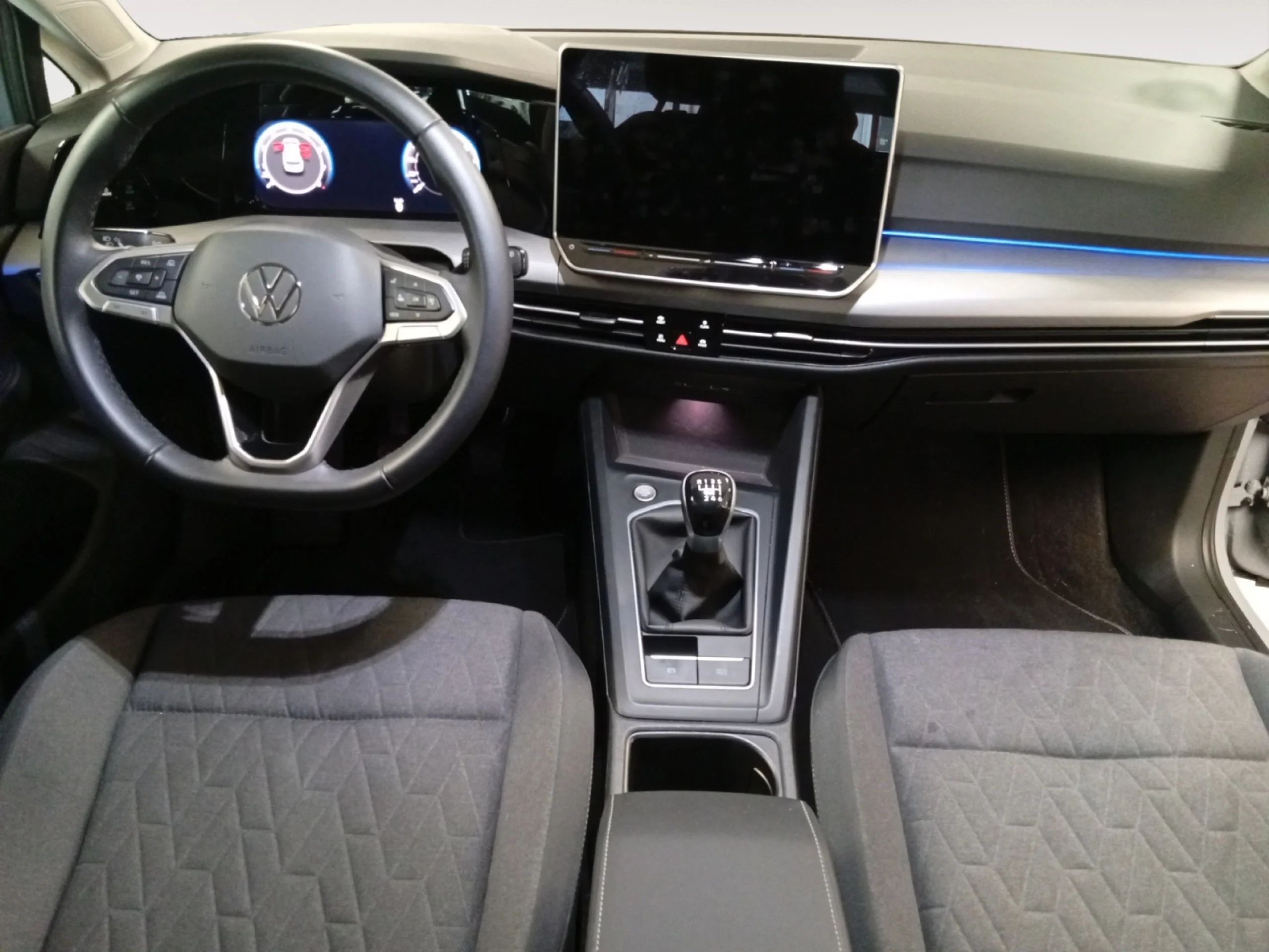 VOLKSWAGEN GOLF ··MÁS·· 1.5 TSI 85KW (115CV) - Foto 4