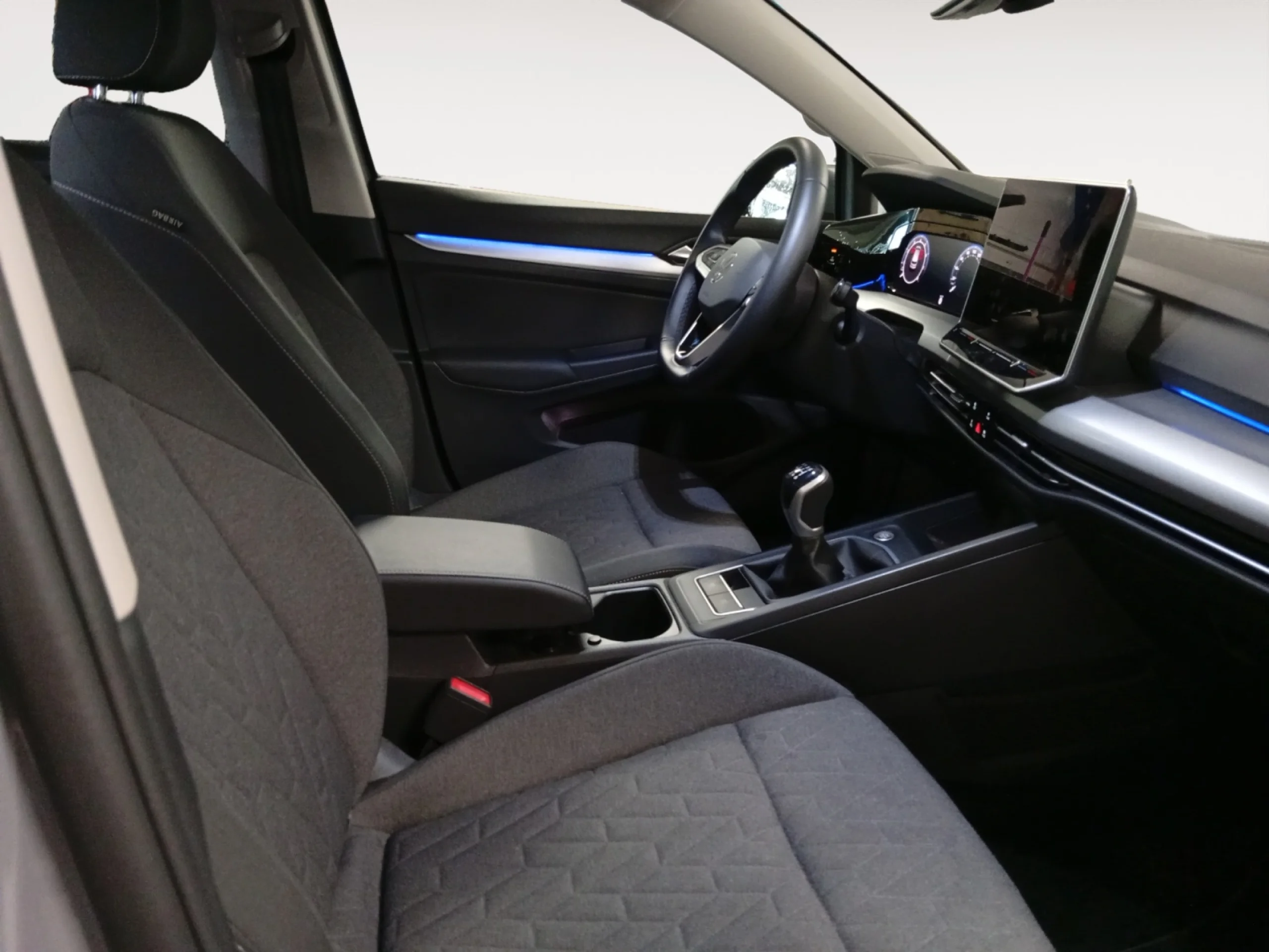 VOLKSWAGEN GOLF ··MÁS·· 1.5 TSI 85KW (115CV) - Foto 5