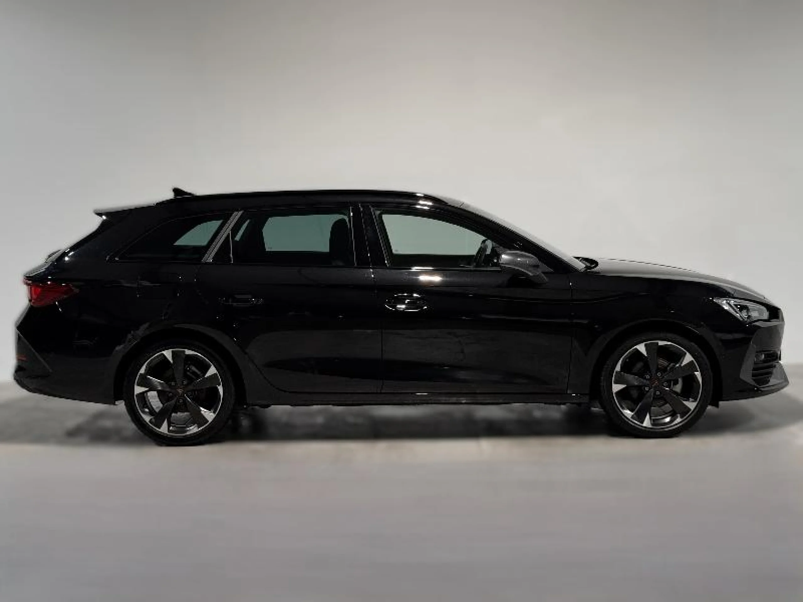 CUPRA LEON SP 1.5 ETSI 110KW (150CV) DSG - Foto 3