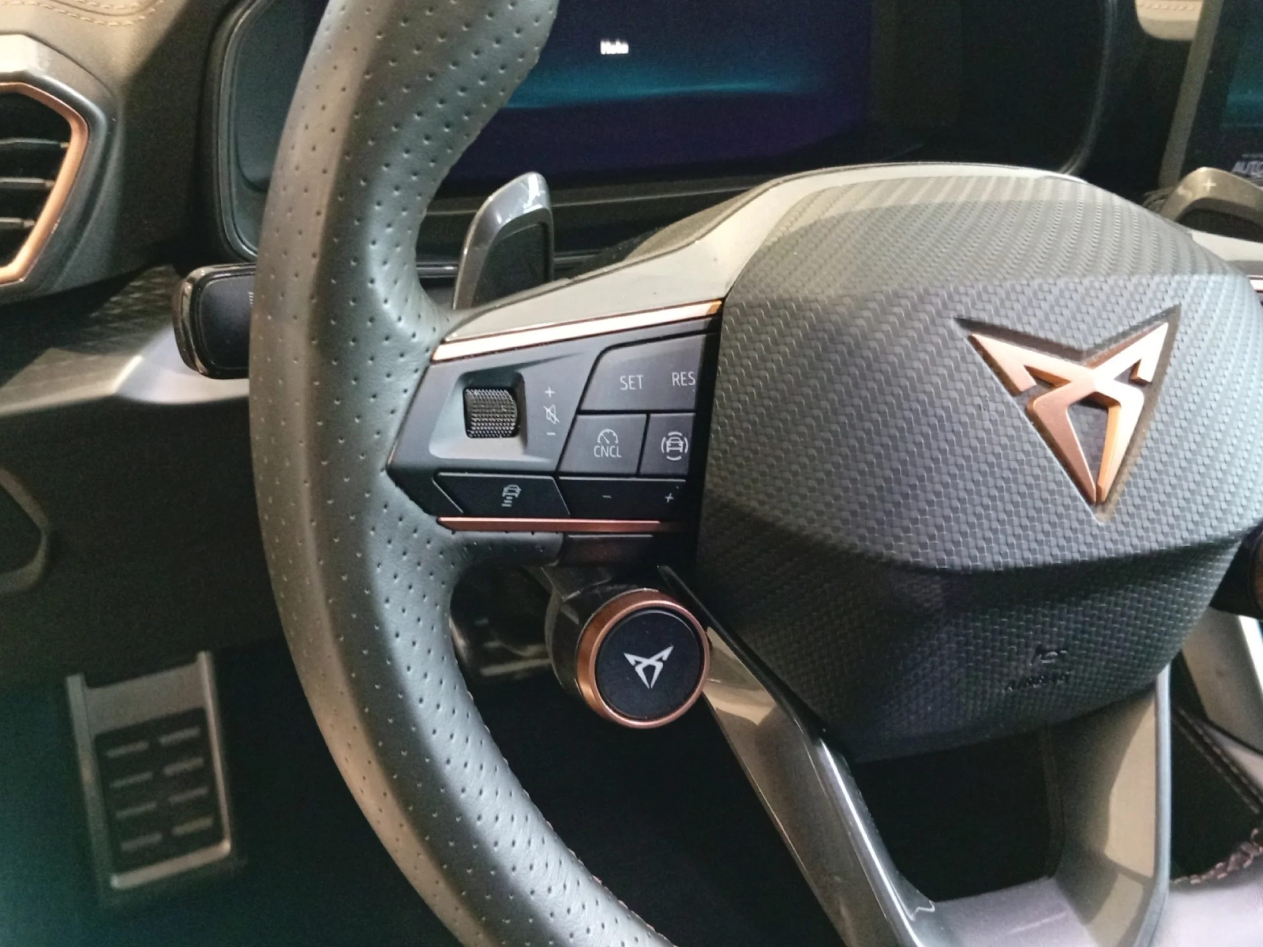 CUPRA LEON 1.5 ETSI 110KW (150CV) DSG - Foto 11