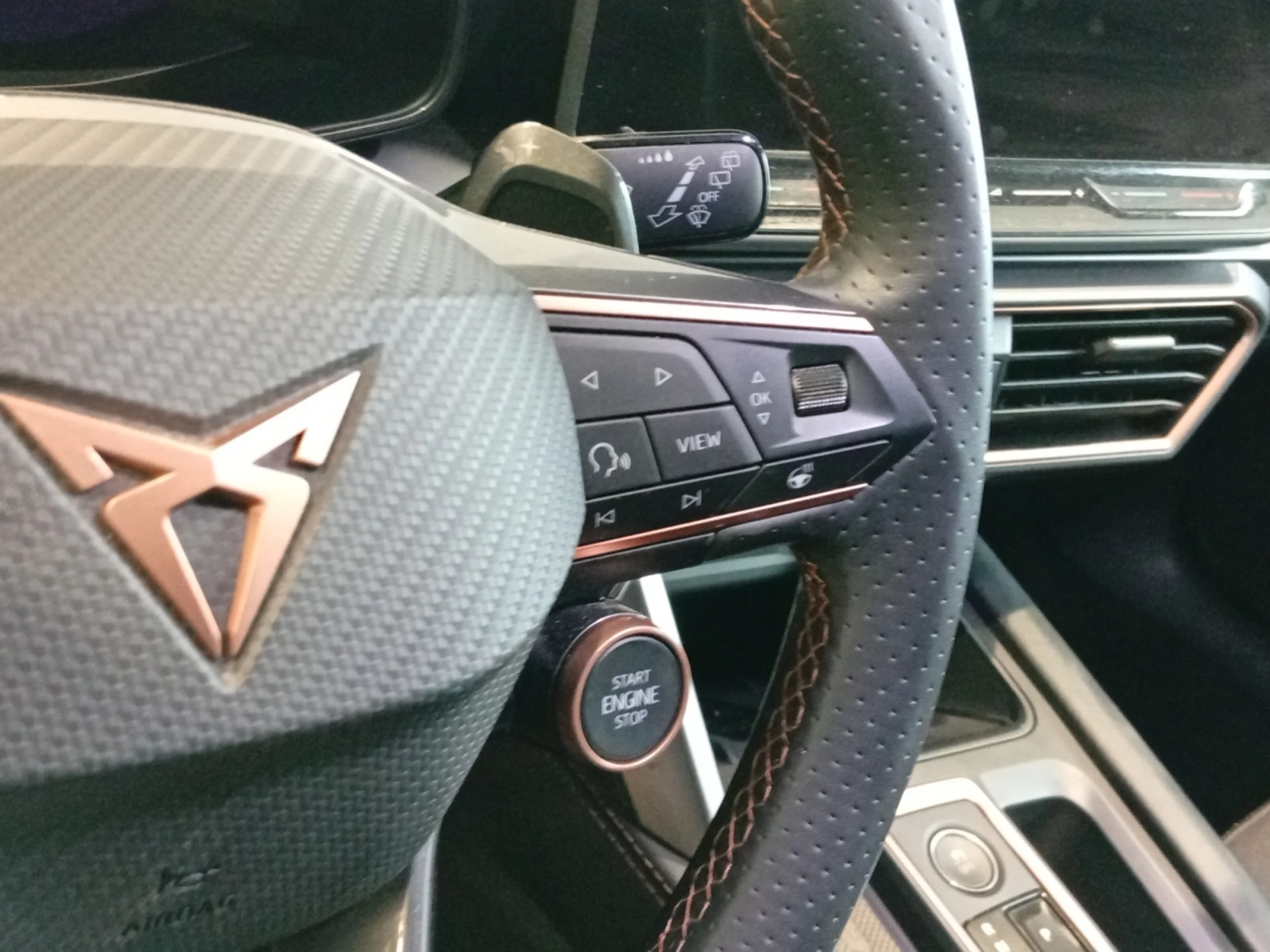 CUPRA LEON 1.5 ETSI 110KW (150CV) DSG - Foto 12