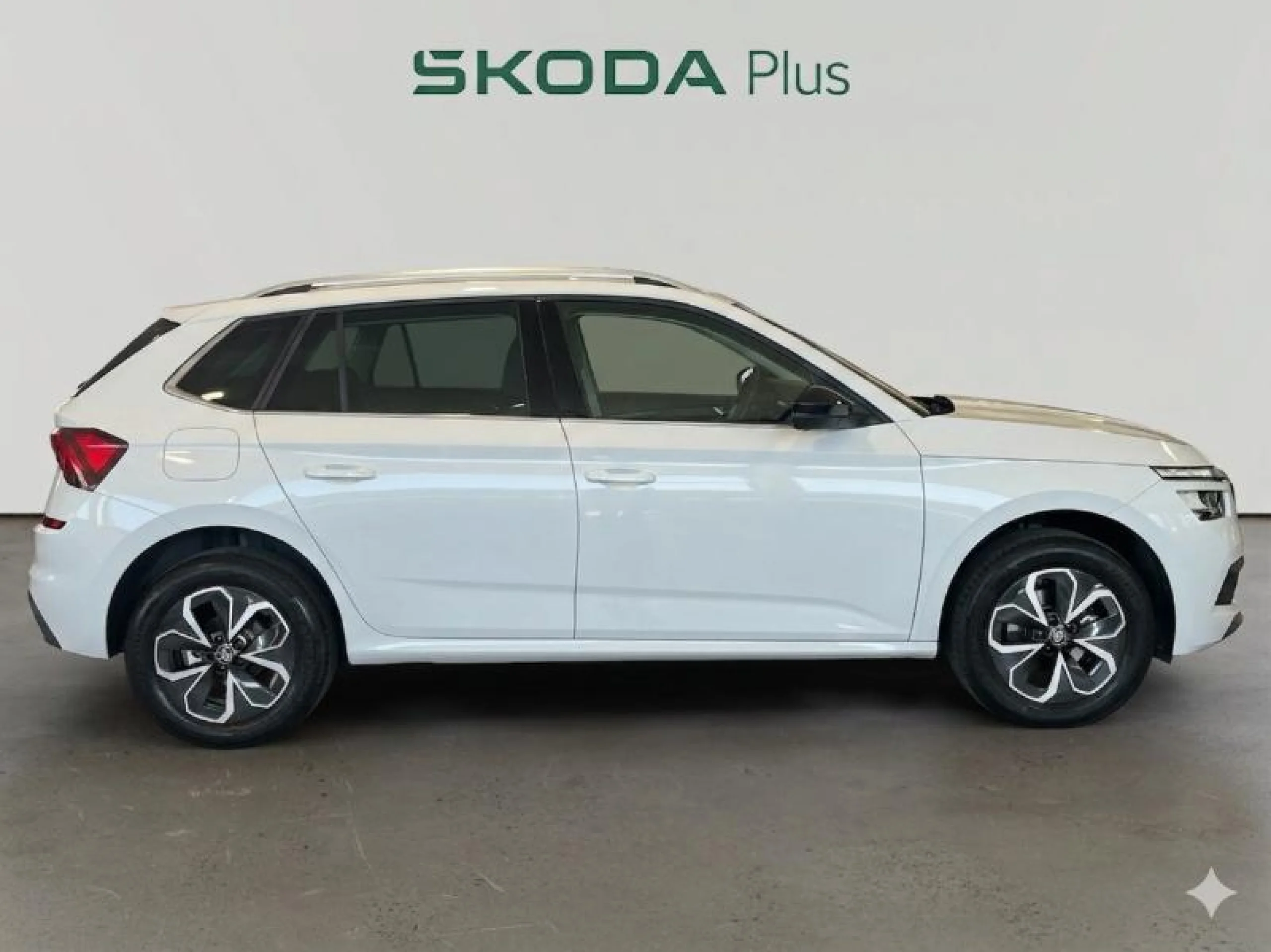 SKODA KAMIQ 1.0 TSI 85KW (115CV) SELECTION - Foto 3