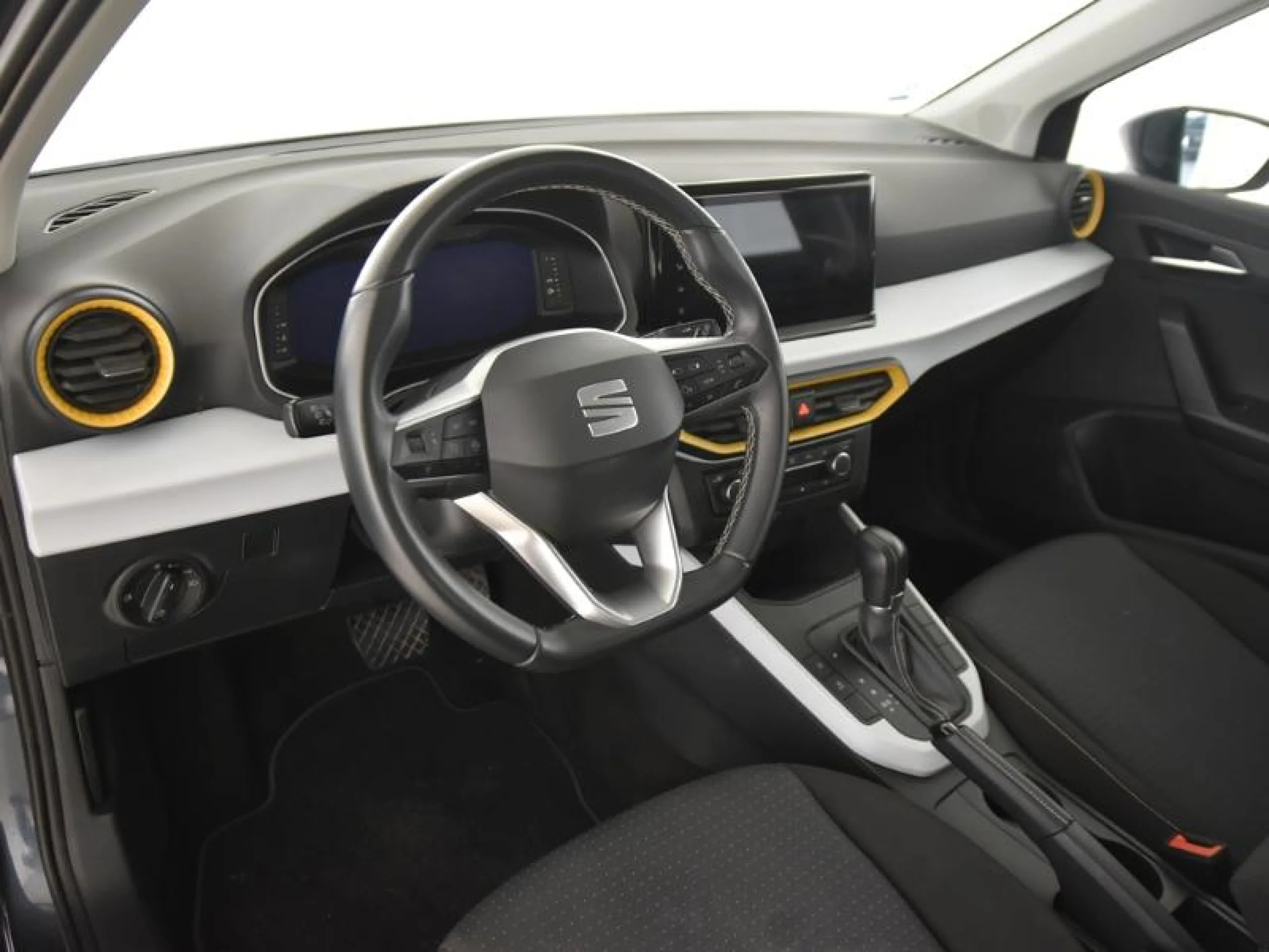 SEAT ARONA 1.0 TSI 85KW (115CV) DSG STYLE XM - Foto 10