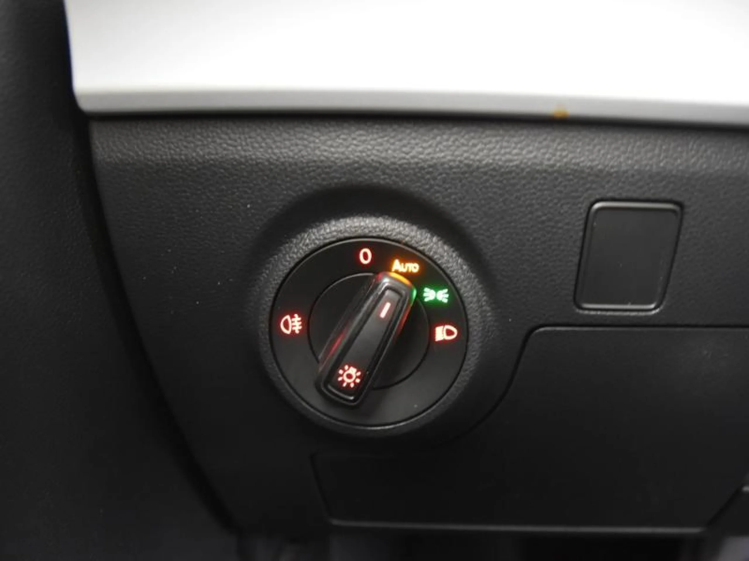 SEAT ARONA 1.0 TSI 85KW (115CV) DSG STYLE XM - Foto 17