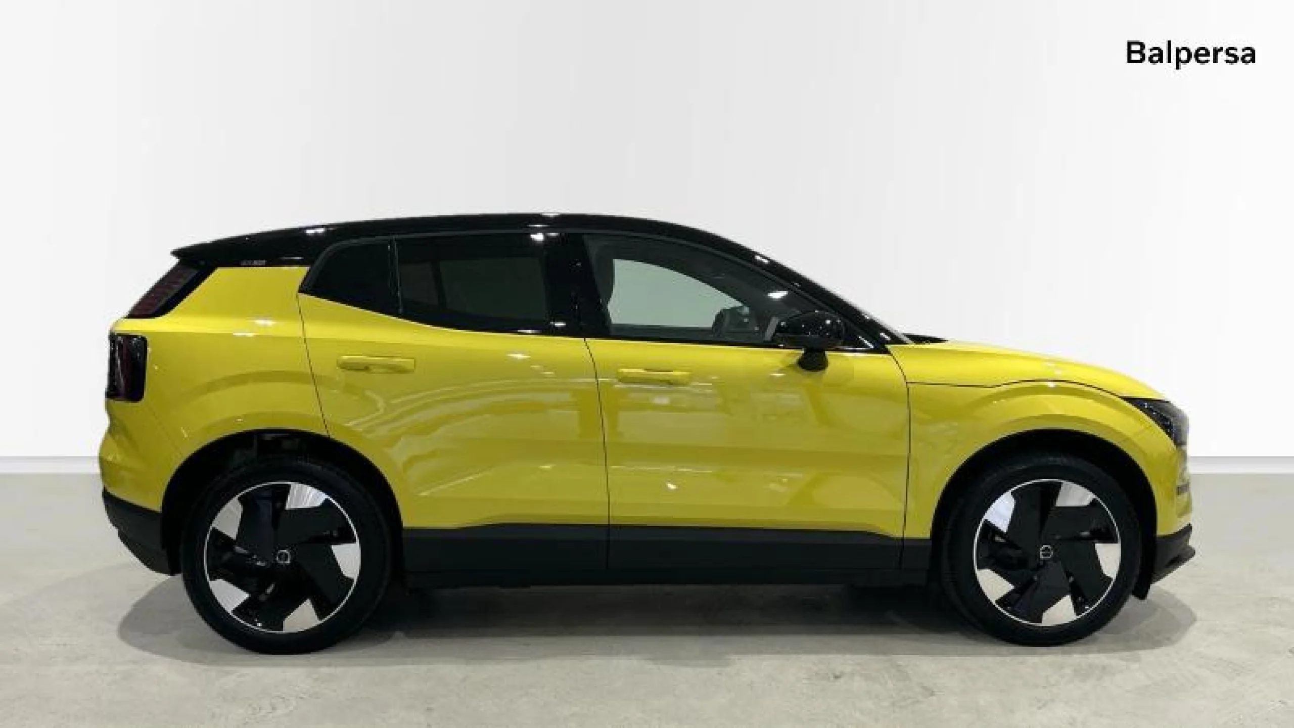 VOLVO EX30 SINGLE MOTOR EXTENDED RANGE PLUS AUTO - Foto 5