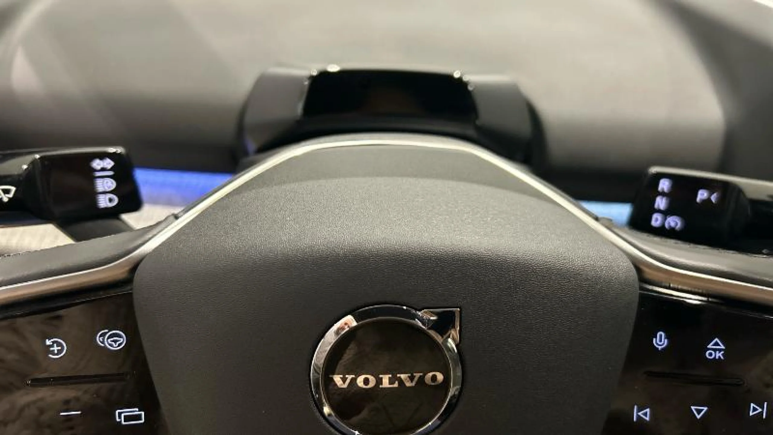 VOLVO EX30 SINGLE MOTOR EXTENDED RANGE PLUS AUTO - Foto 12