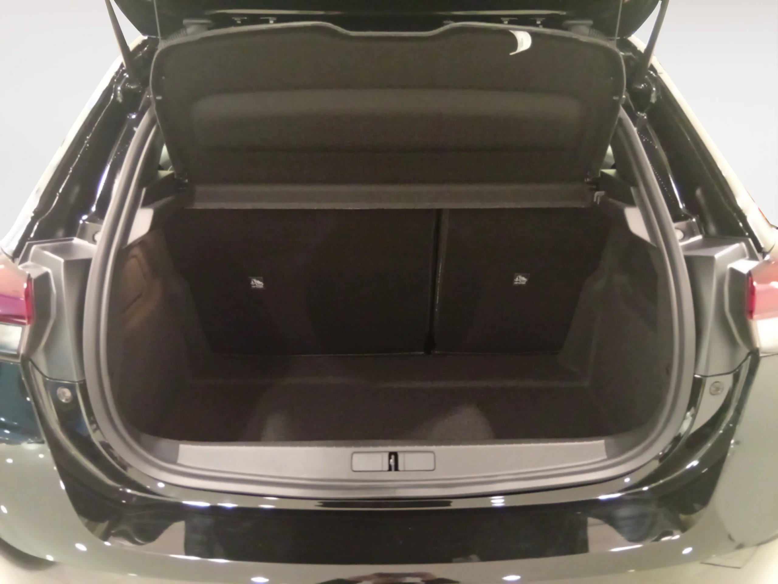 OPEL CORSA CORSA EDITION 1.2T XHL MT6 S/S 100 CV (74KW) - Foto 8