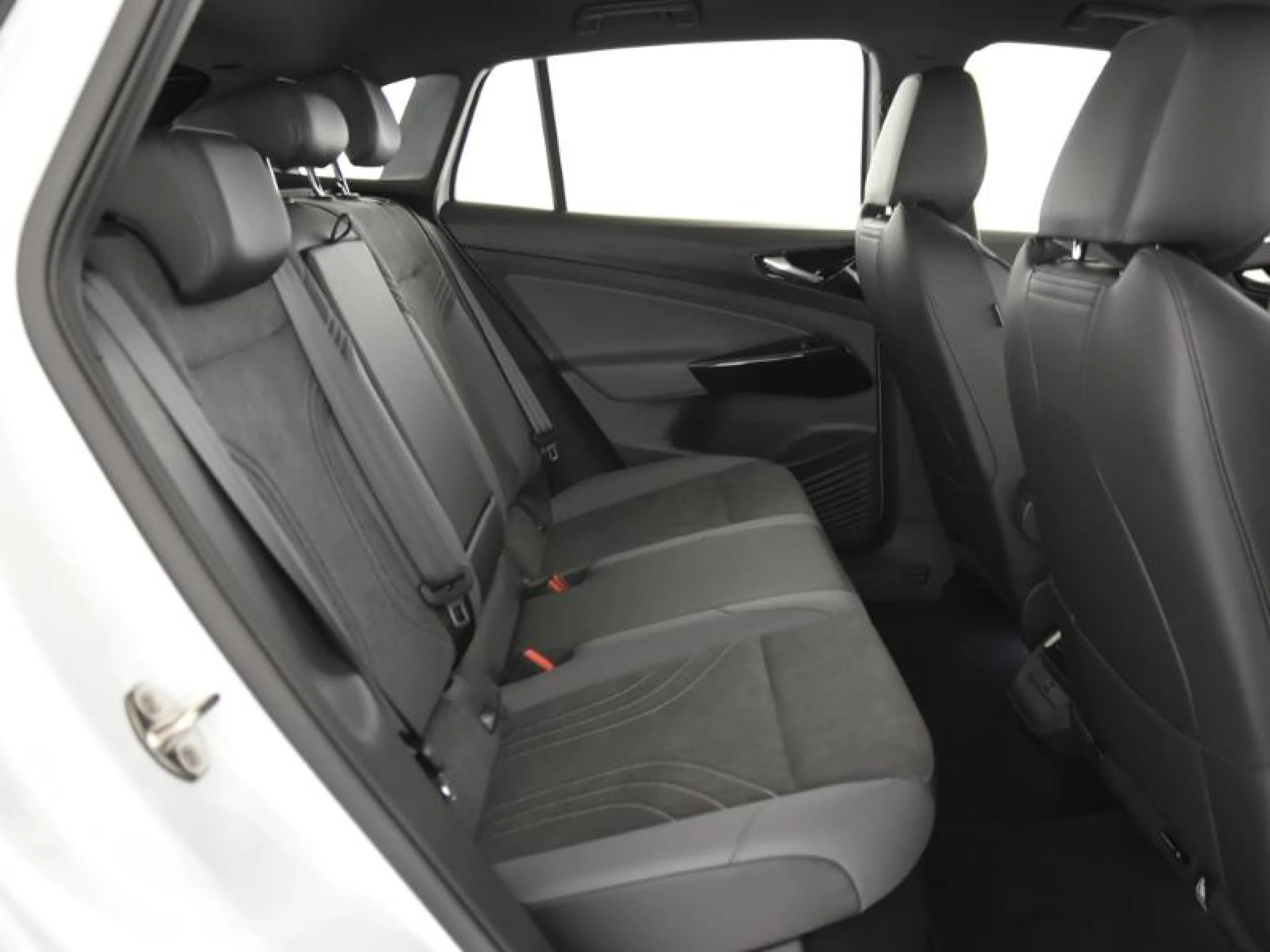 VOLKSWAGEN ID.4 ID.4 PRO PERFORMANCE 150 KW (204 CV) 77 KWH AUTOM TICO 1 VEL. - Foto 6