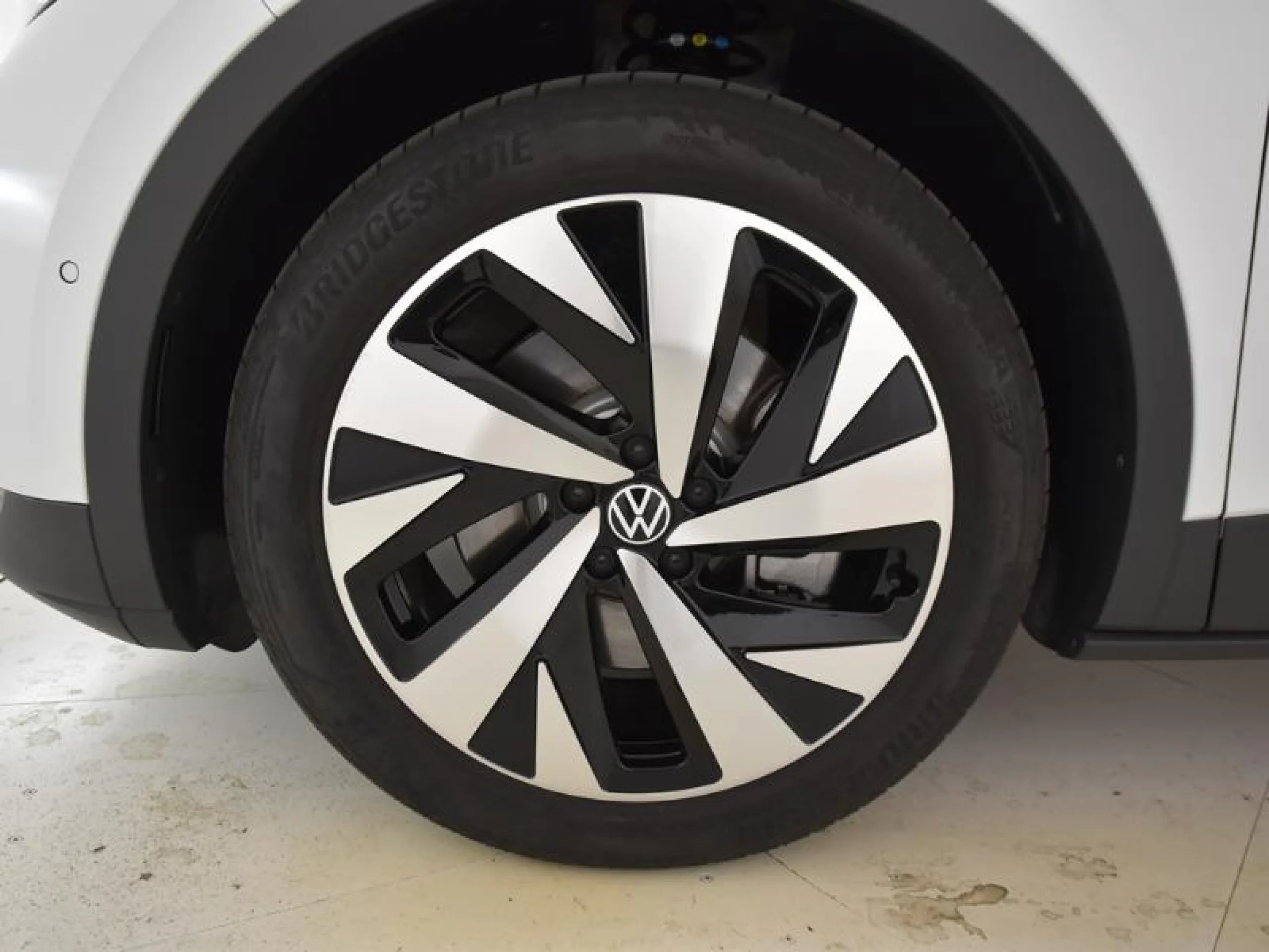 VOLKSWAGEN ID.4 ID.4 PRO PERFORMANCE 150 KW (204 CV) 77 KWH AUTOM TICO 1 VEL. - Foto 8