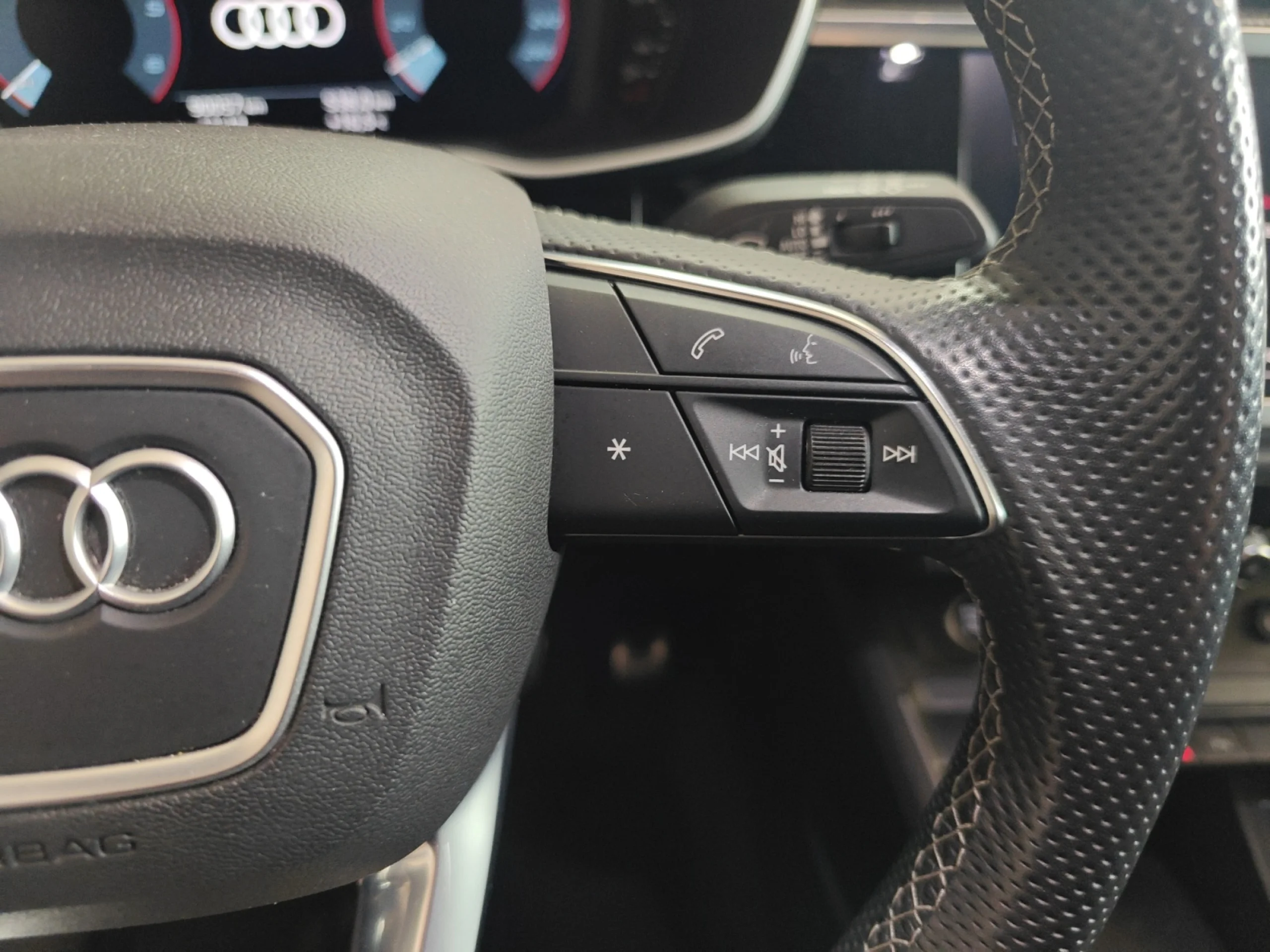 AUDI Q3 SPORTBACK S LINE 35 TDI 110KW (150CV) - Foto 10