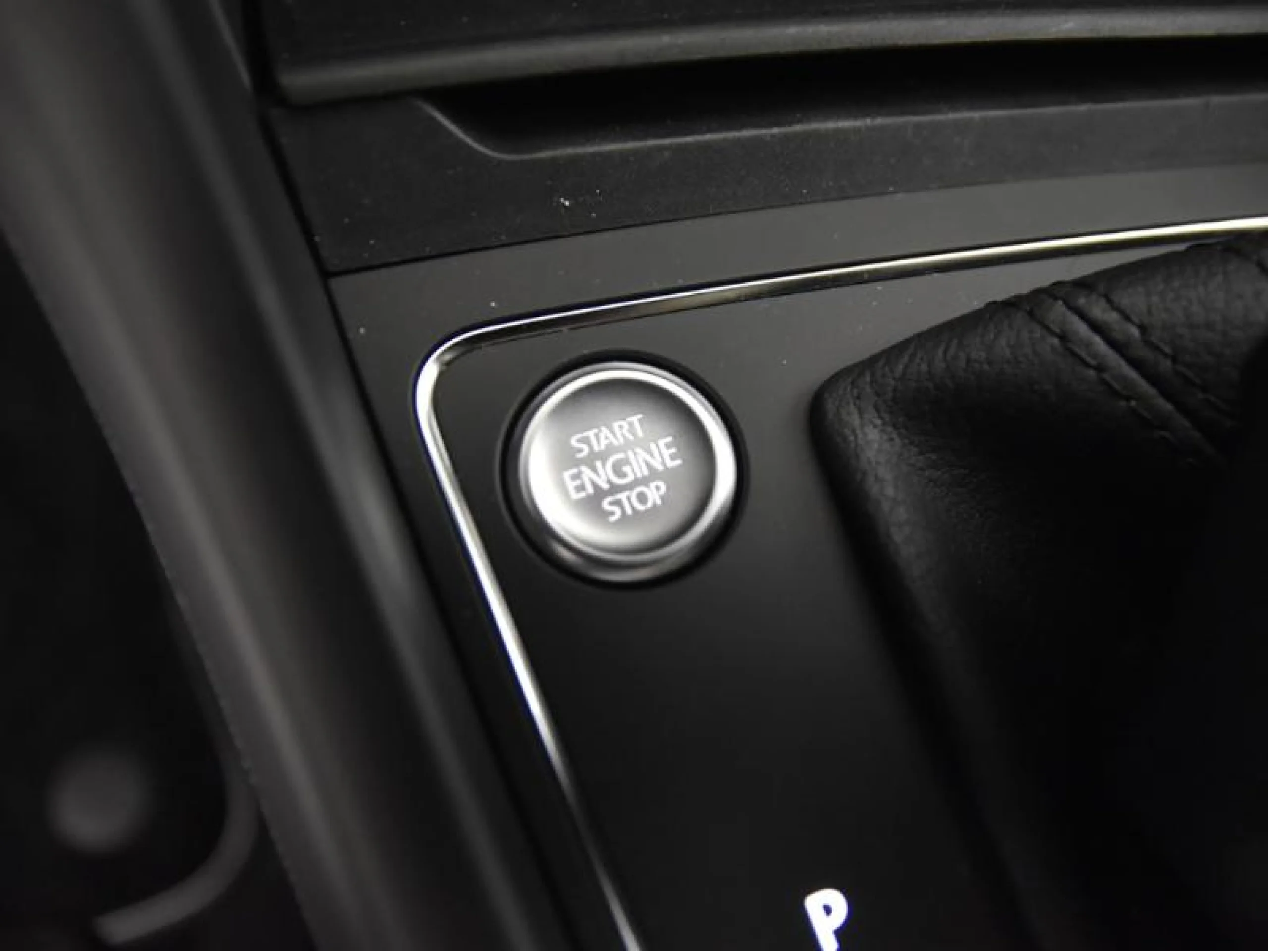 VOLKSWAGEN TOURAN TOURAN M S 2.0 TDI 110 KW (150 CV)  AUTOM TICO DSG 7 VEL. - Foto 13