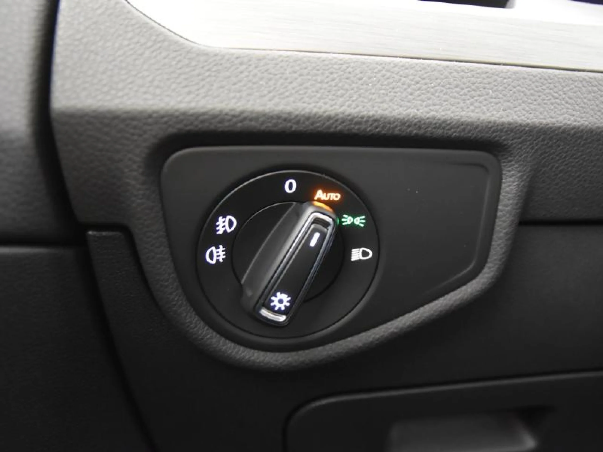 VOLKSWAGEN TOURAN TOURAN M S 2.0 TDI 110 KW (150 CV)  AUTOM TICO DSG 7 VEL. - Foto 19