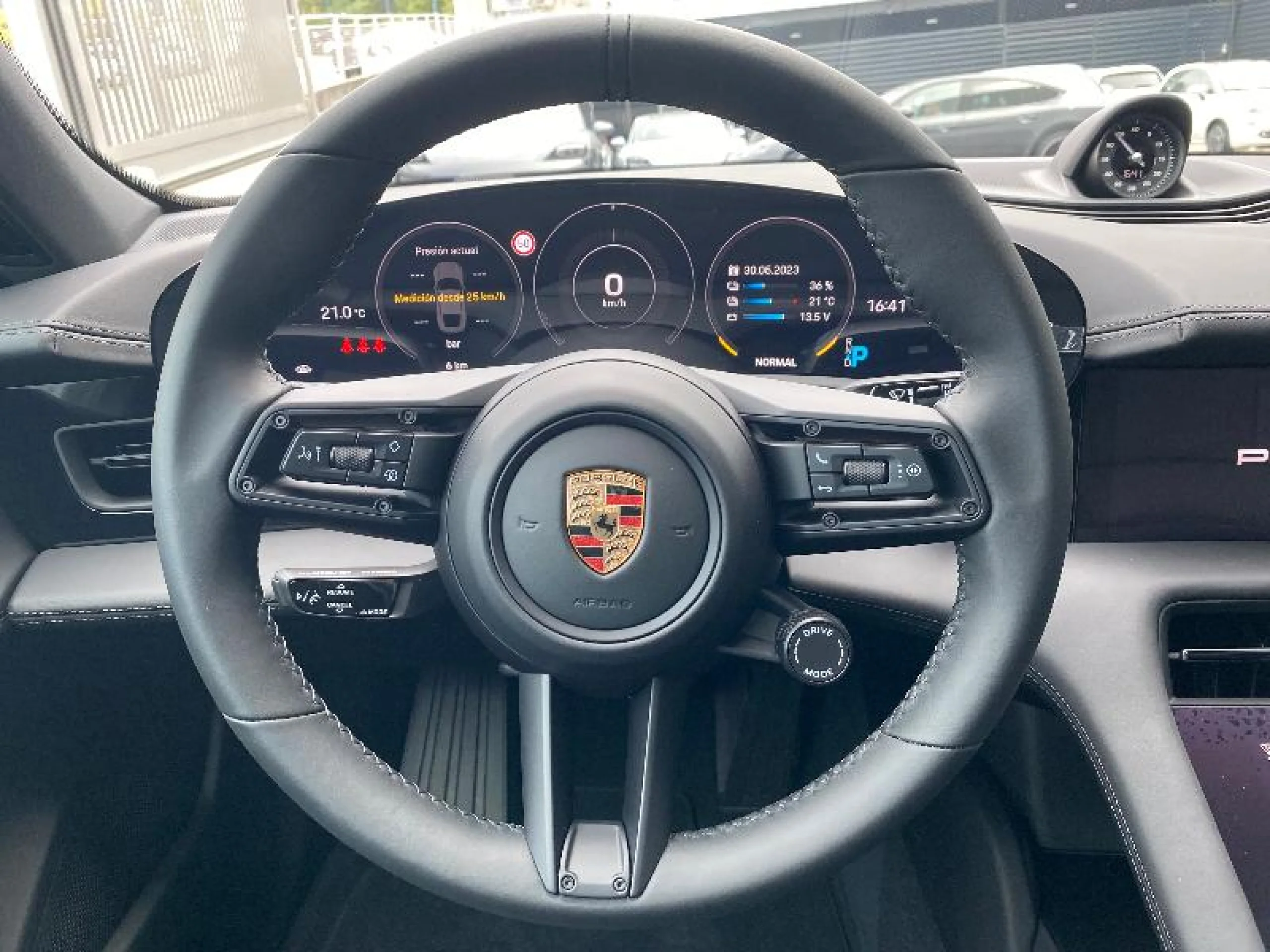 PORSCHE TAYCAN 4S - Foto 40