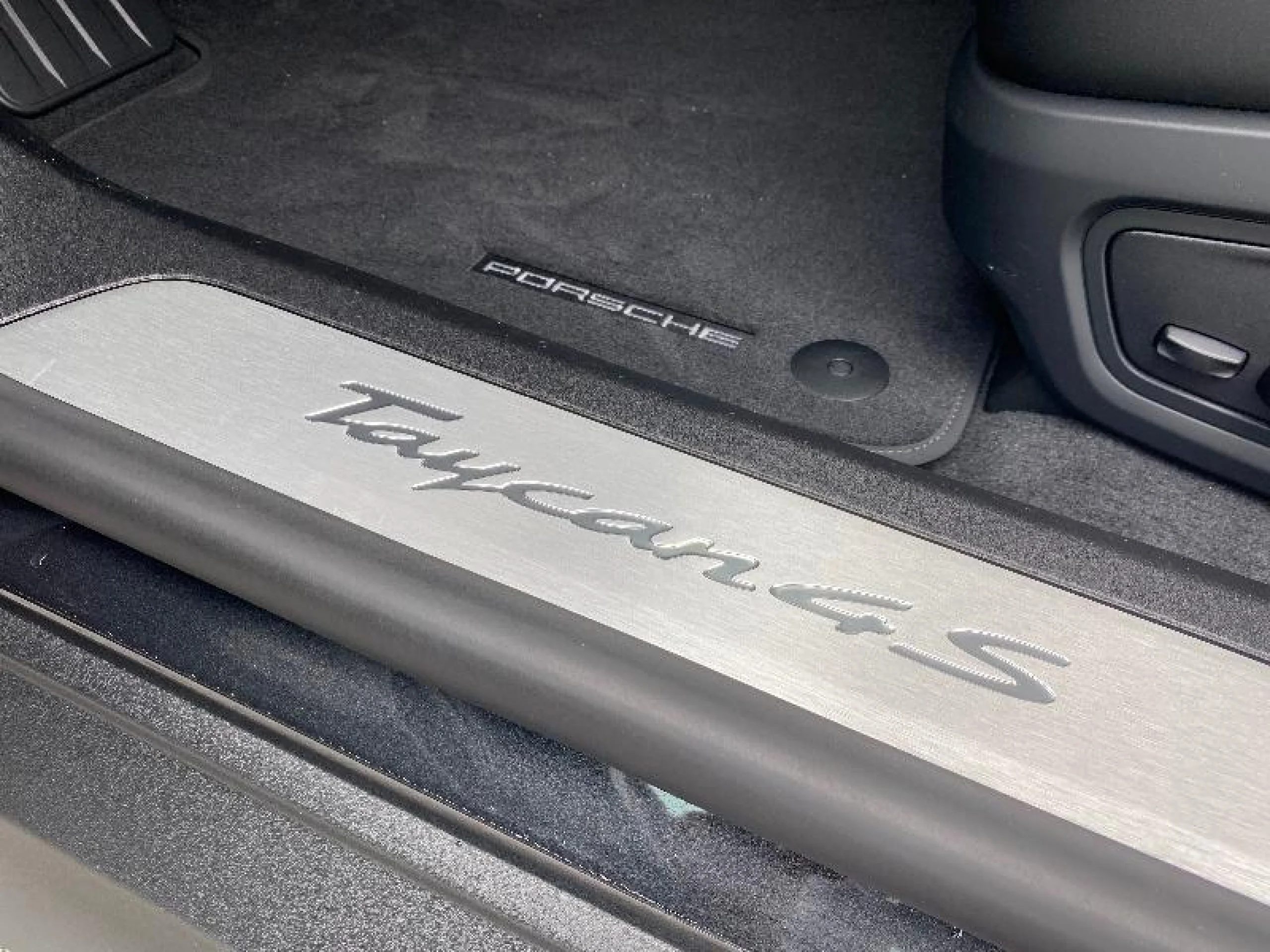 PORSCHE TAYCAN 4S - Foto 18