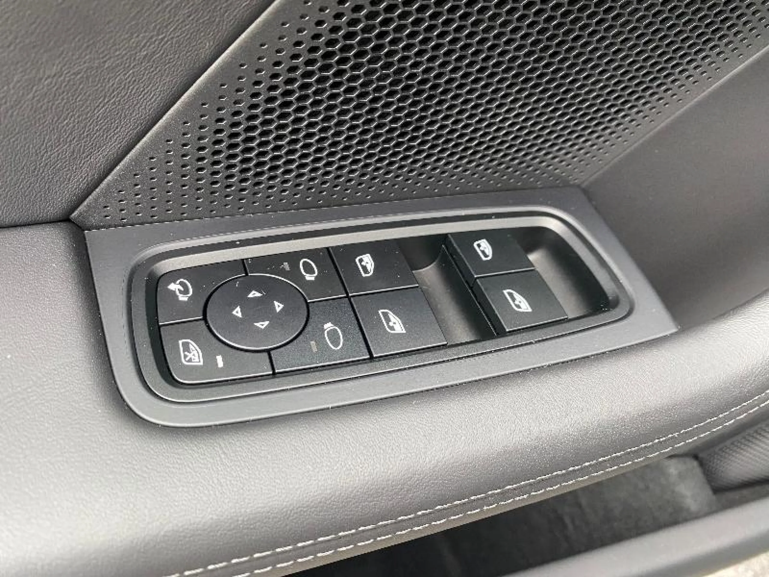 PORSCHE TAYCAN 4S - Foto 23