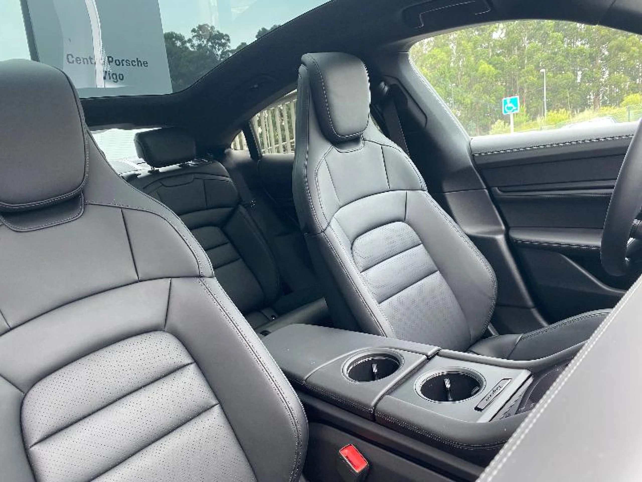 PORSCHE TAYCAN 4S - Foto 28