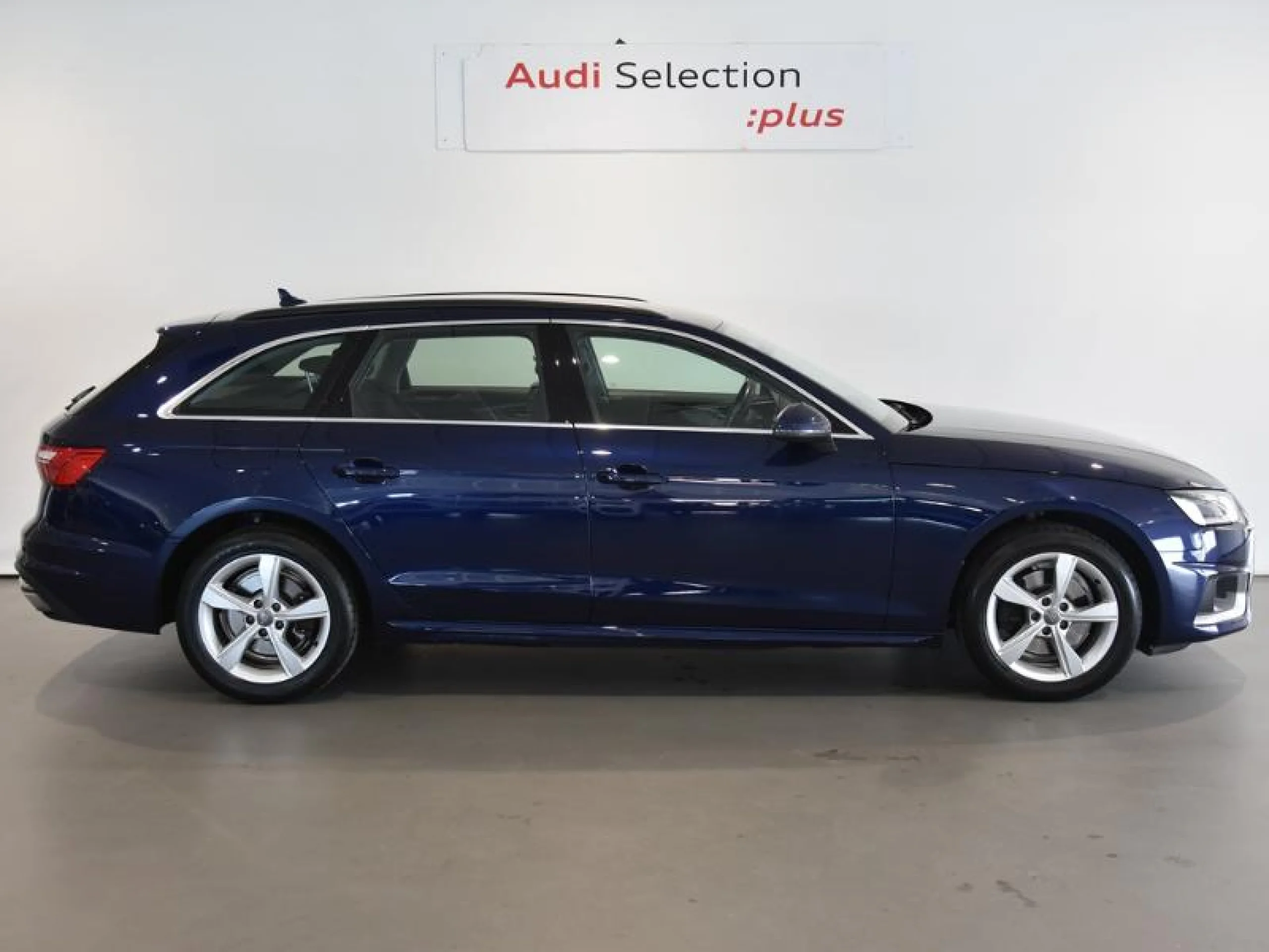 AUDI A4 AVANT ADVANCED 30 TDI 100KW S TRONIC - Foto 3