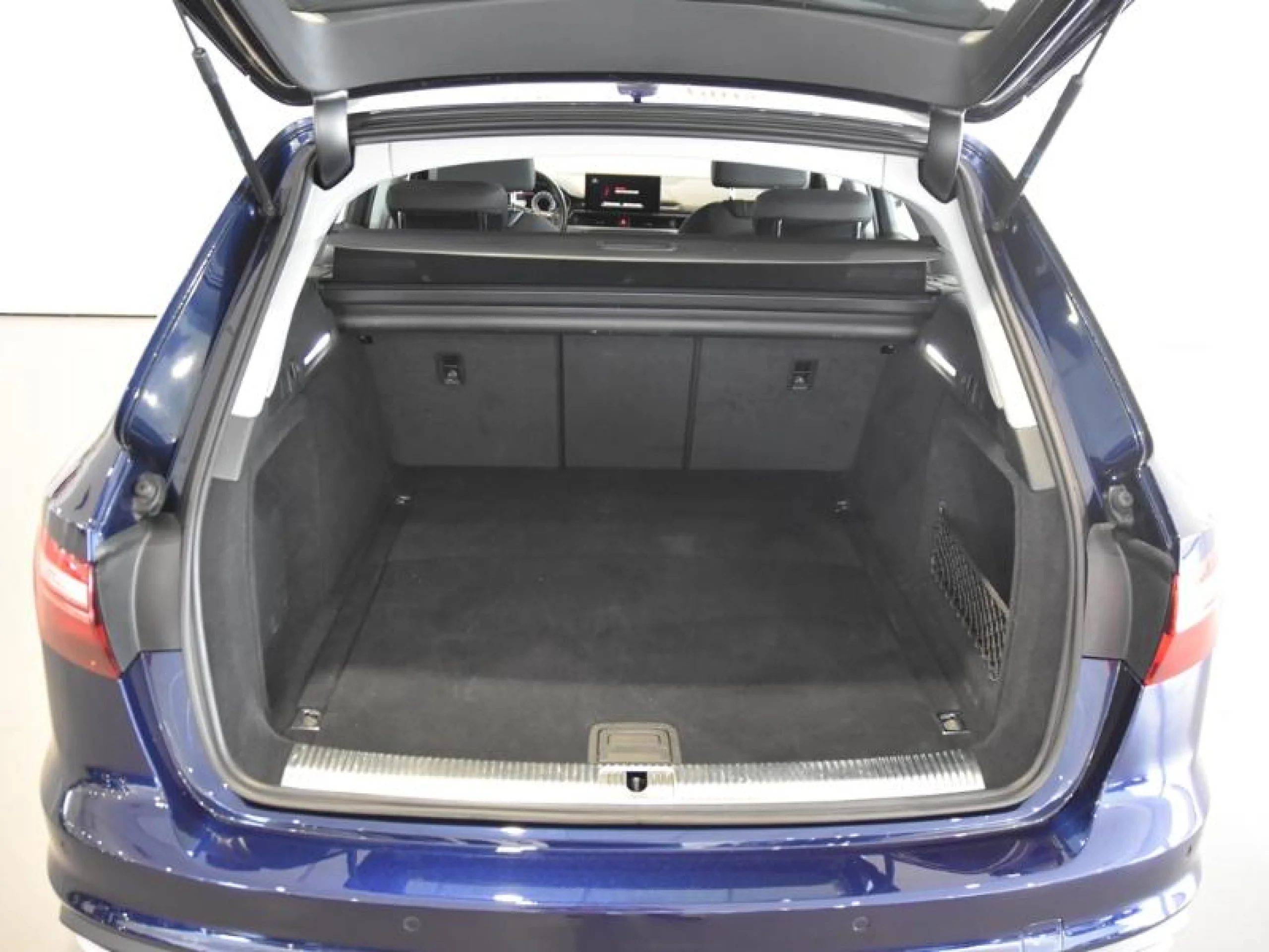 AUDI A4 AVANT ADVANCED 30 TDI 100KW S TRONIC - Foto 7