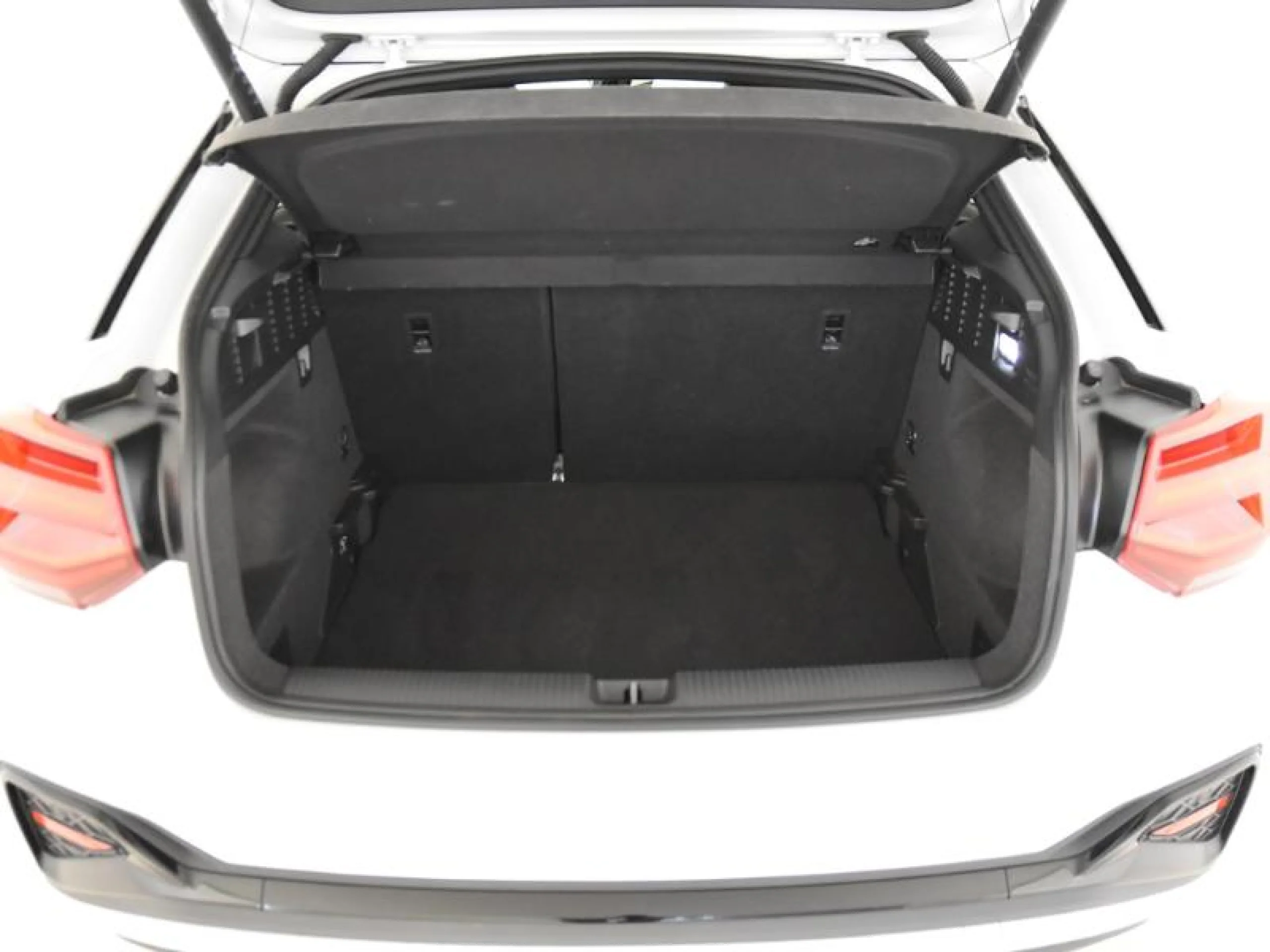 AUDI Q2 ADRENALIN 35 TDI 110KW (150CV) S TRONIC - Foto 7