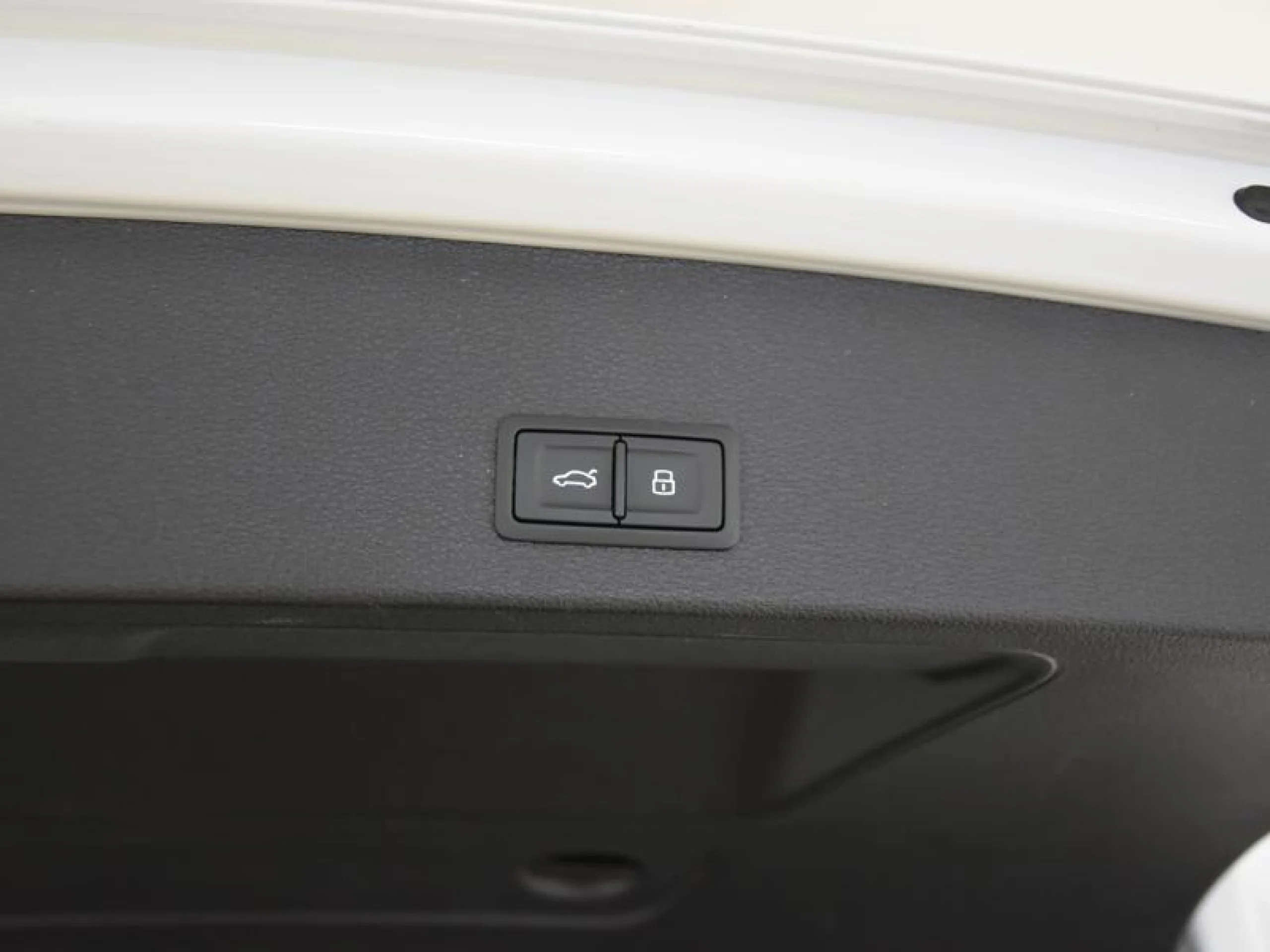 AUDI Q2 ADRENALIN 35 TDI 110KW (150CV) S TRONIC - Foto 9