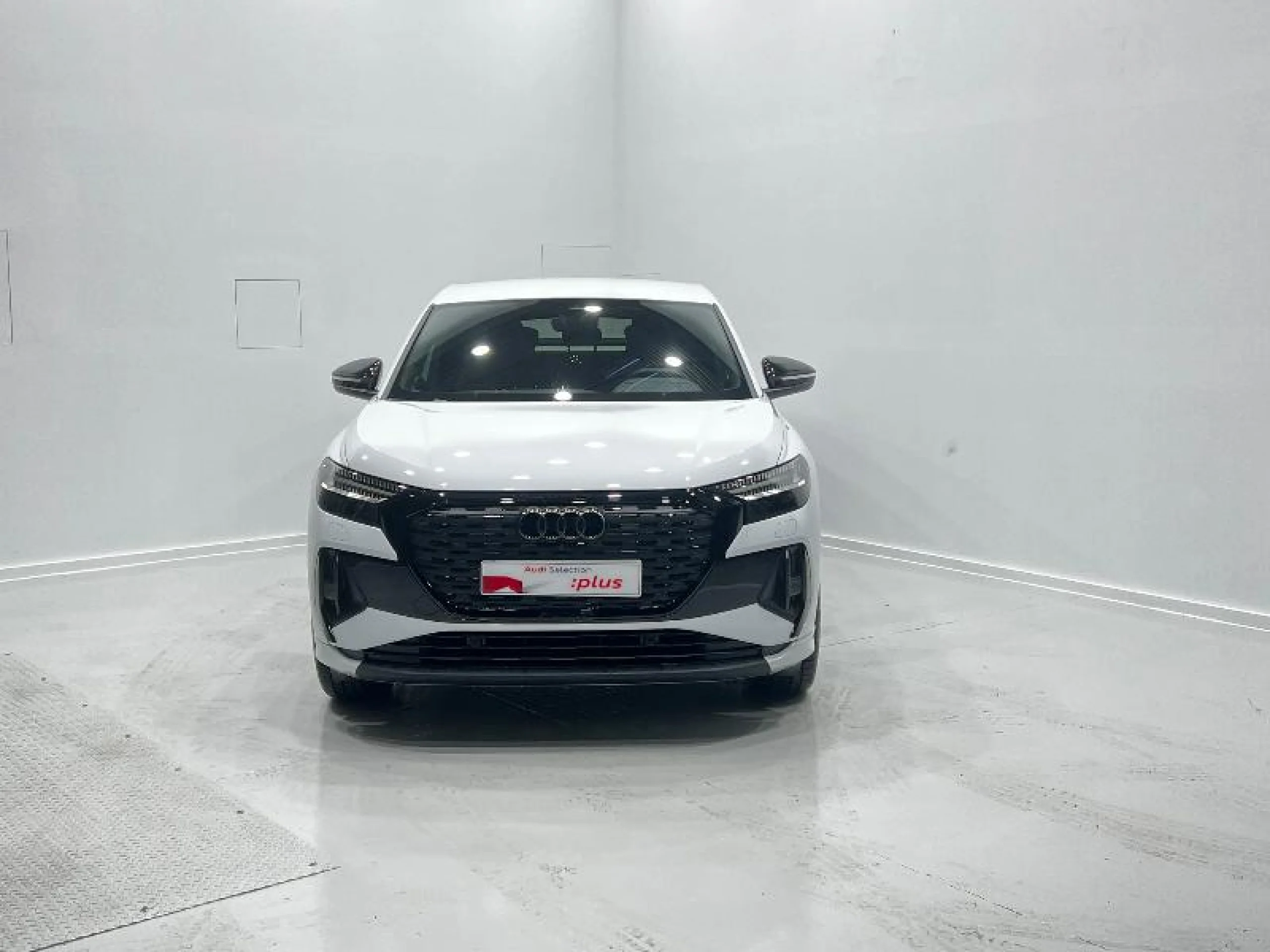 AUDI Q4 SPORTBACK E TRON BLACK LINE EDITION 40 E TRON 150KW 82KWH - Foto 1
