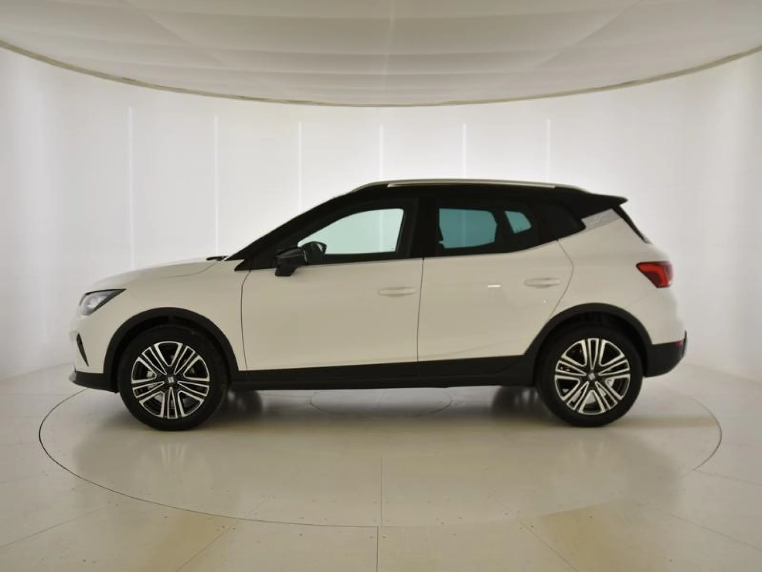 SEAT ARONA 1.0 TSI 85KW XPERIENCE SPECIAL EDITION - Foto 4