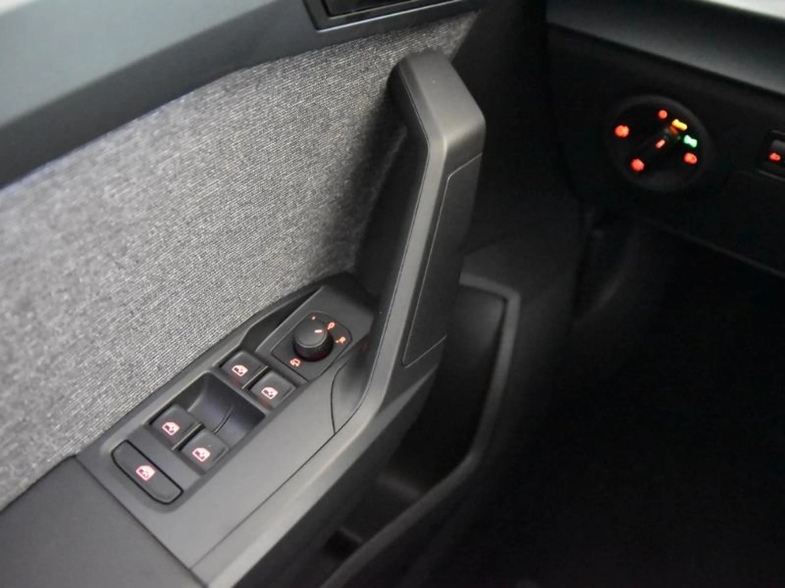 SEAT ARONA 1.0 TSI 85KW XPERIENCE SPECIAL EDITION - Foto 13