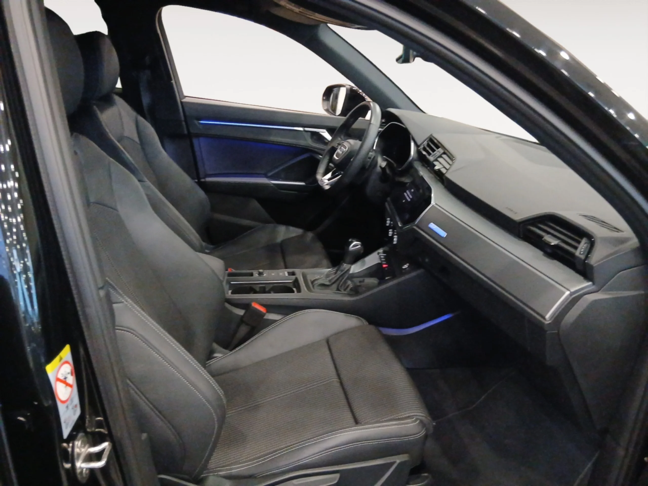 AUDI Q3 BLACK LINE 35 TFSI 110KW (150CV) S TRON - Foto 9