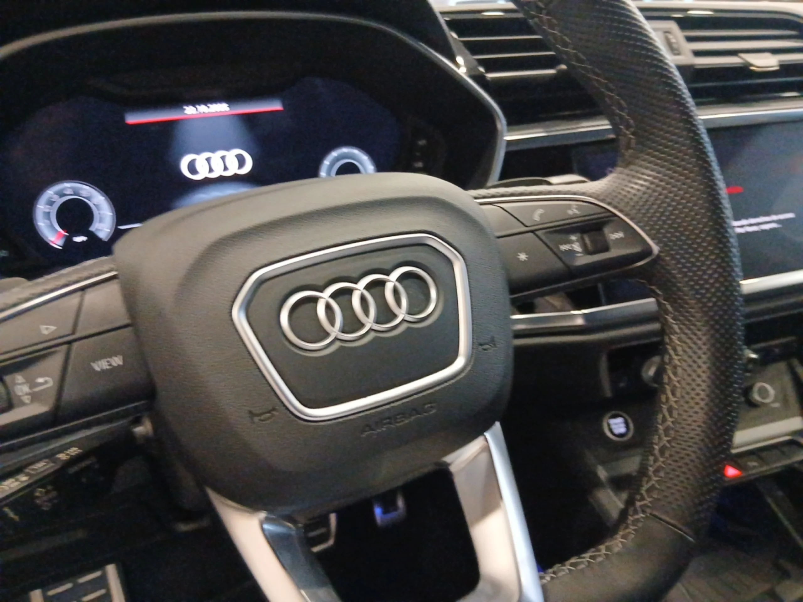 AUDI Q3 BLACK LINE 35 TFSI 110KW (150CV) S TRON - Foto 13