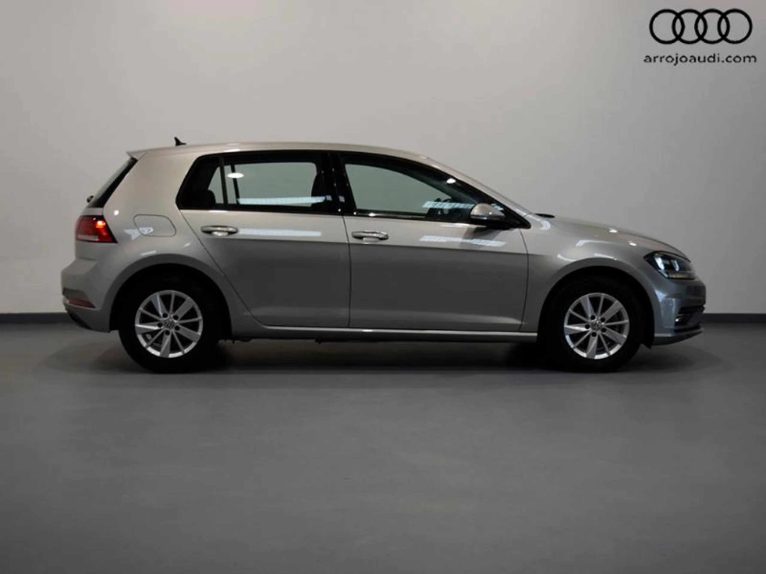 VOLKSWAGEN GOLF LAST EDITION 1.6 TDI 85KW (115CV) - Foto 3