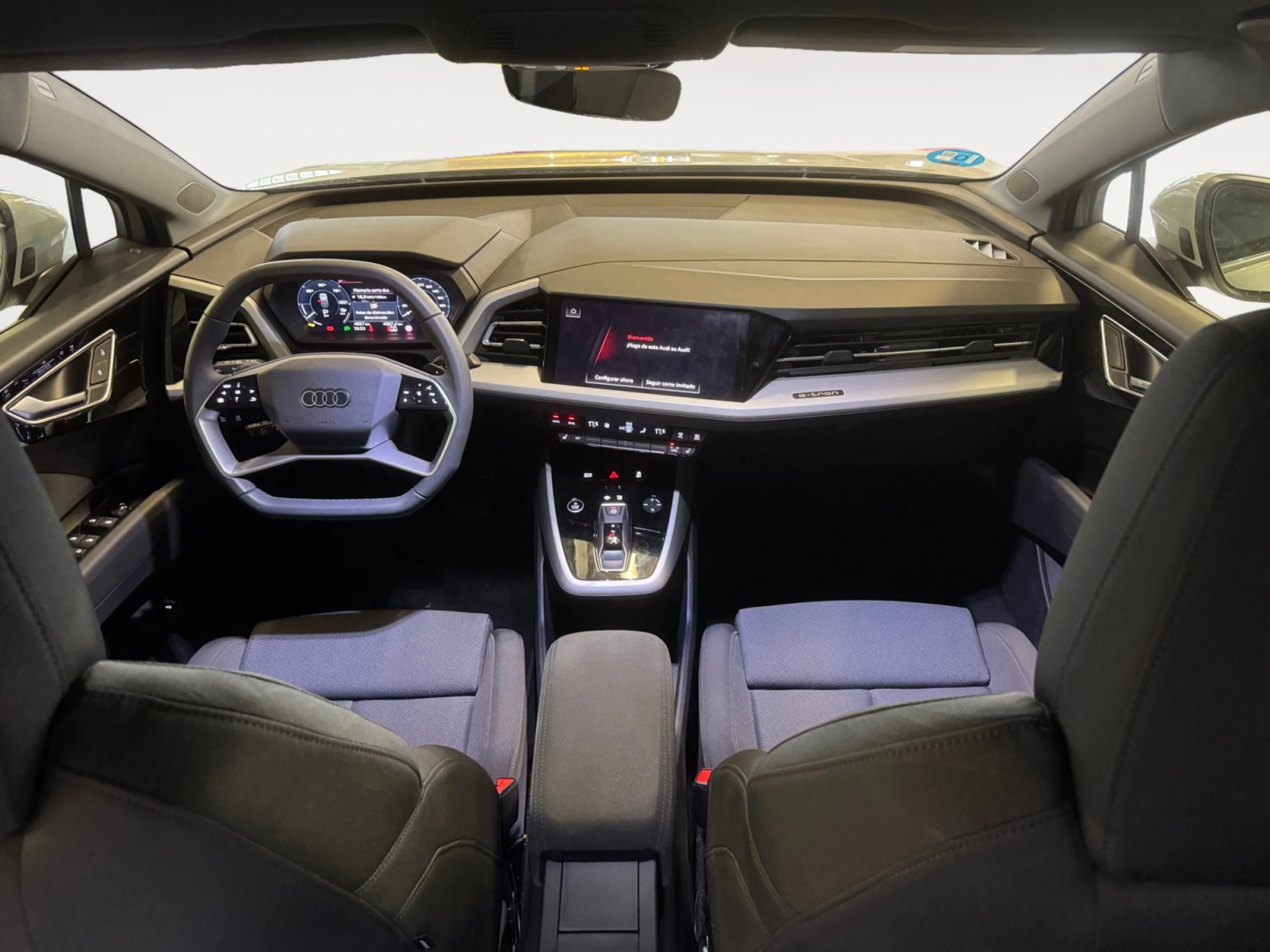 AUDI Q4 Q4 SPORTBACK GENUINE EDITION 45 E TRON  210,00 KW 77,0 KWH - Foto 4