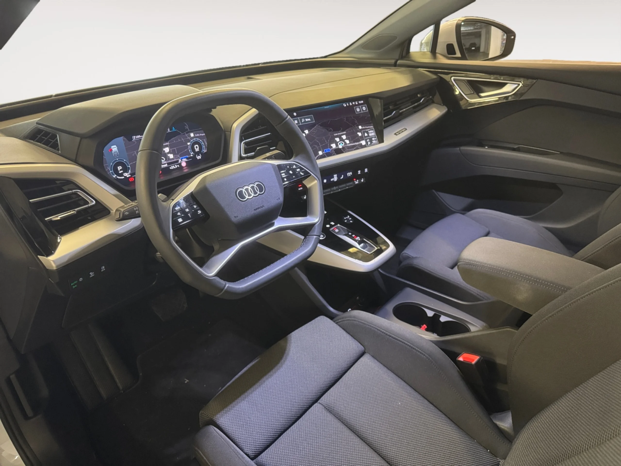 AUDI Q4 Q4 SPORTBACK GENUINE EDITION 45 E TRON  210,00 KW 77,0 KWH - Foto 15