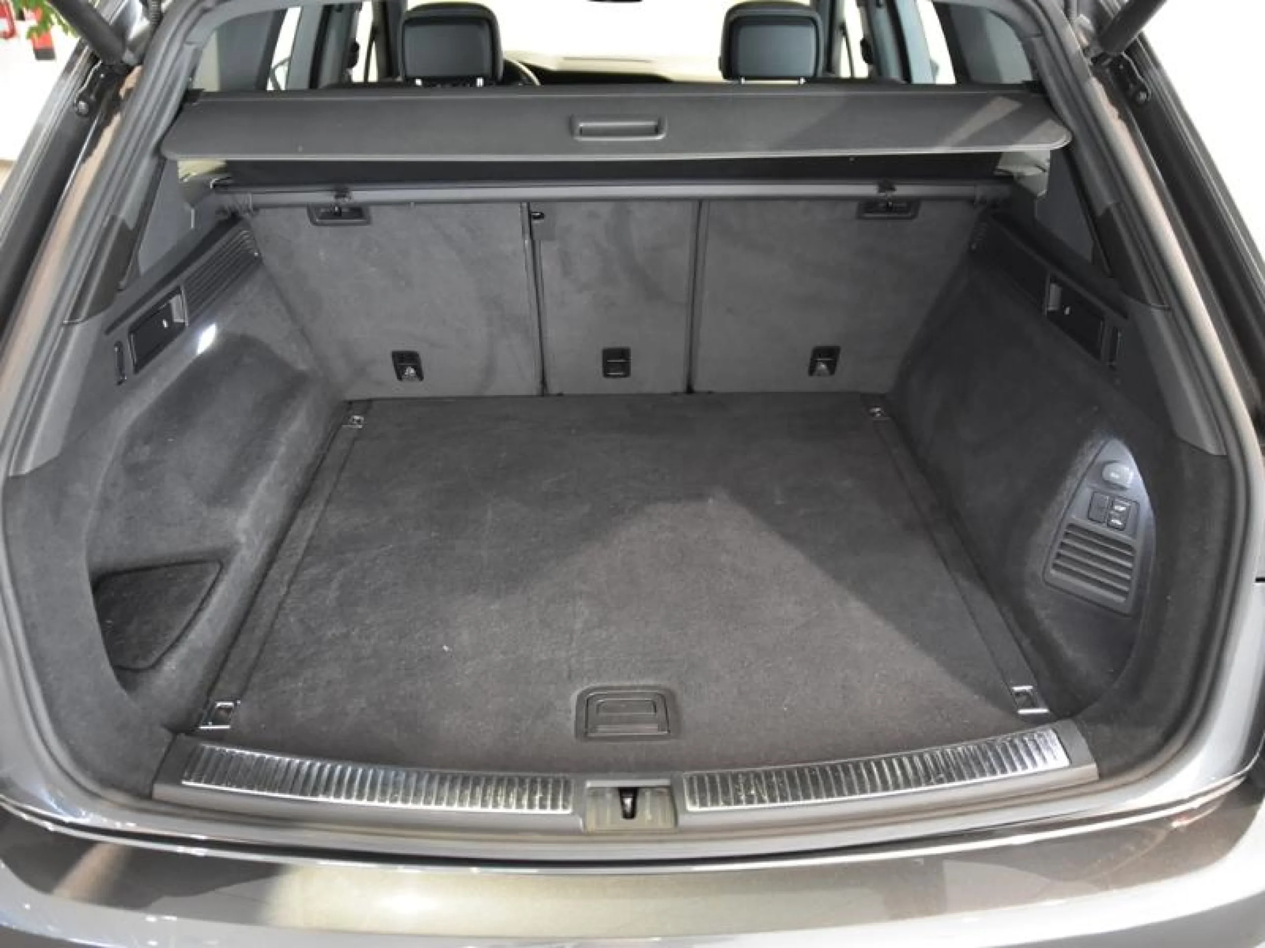 VOLKSWAGEN TOUAREG R LINE 3.0 TDI 170KW (231CV) TIP 4MOTION - Foto 7