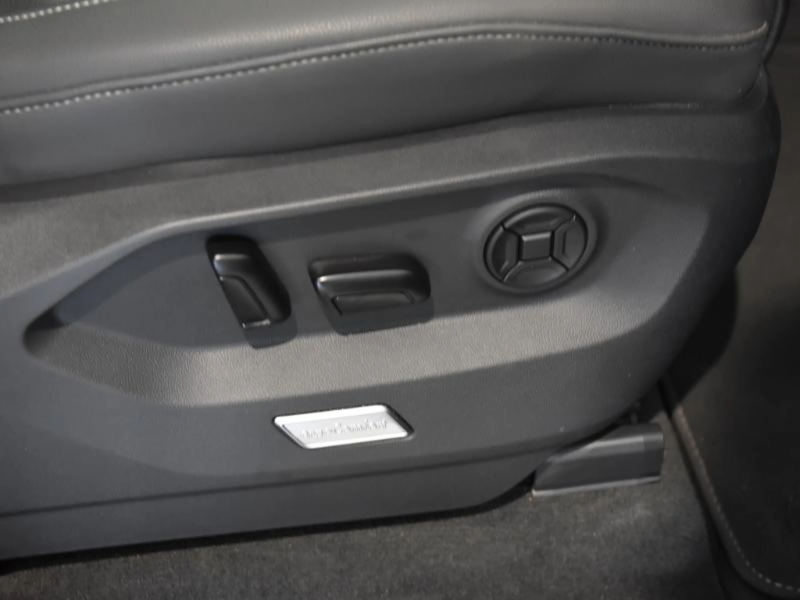 VOLKSWAGEN TOUAREG R LINE 3.0 TDI 170KW (231CV) TIP 4MOTION - Foto 10