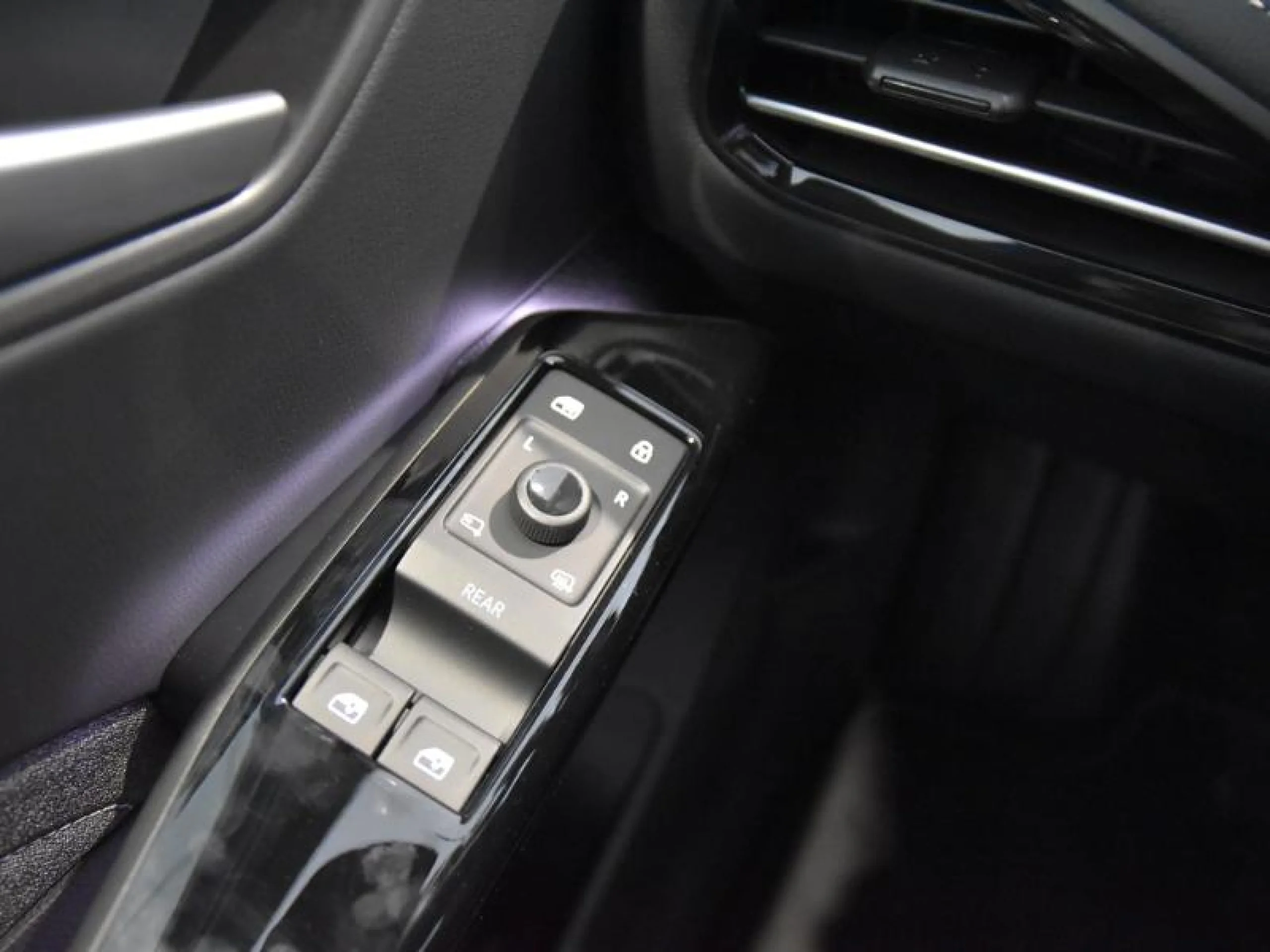 VOLKSWAGEN ID.3 ID.3 PURE M S PURE M S 125 KW (170 CV)  AUTOM TICO 1 VEL. - Foto 16