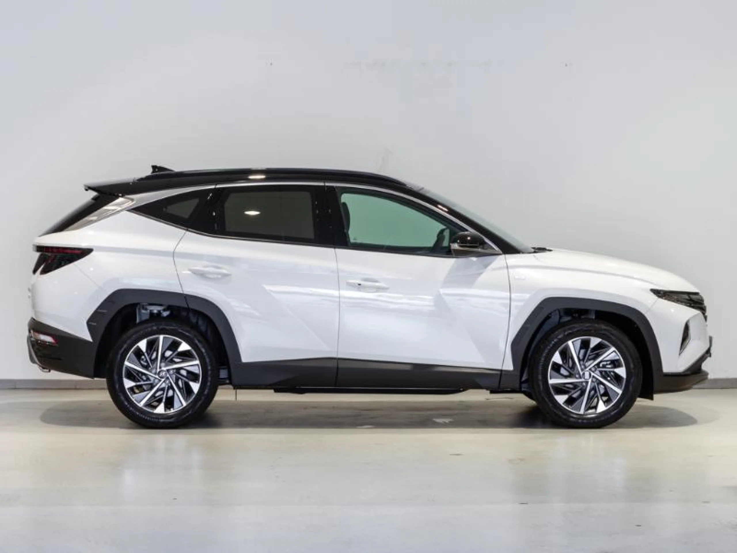 HYUNDAI TUCSON 1.6 TGDI 110KW (150CV) 48V TECNO DCT 2C - Foto 3