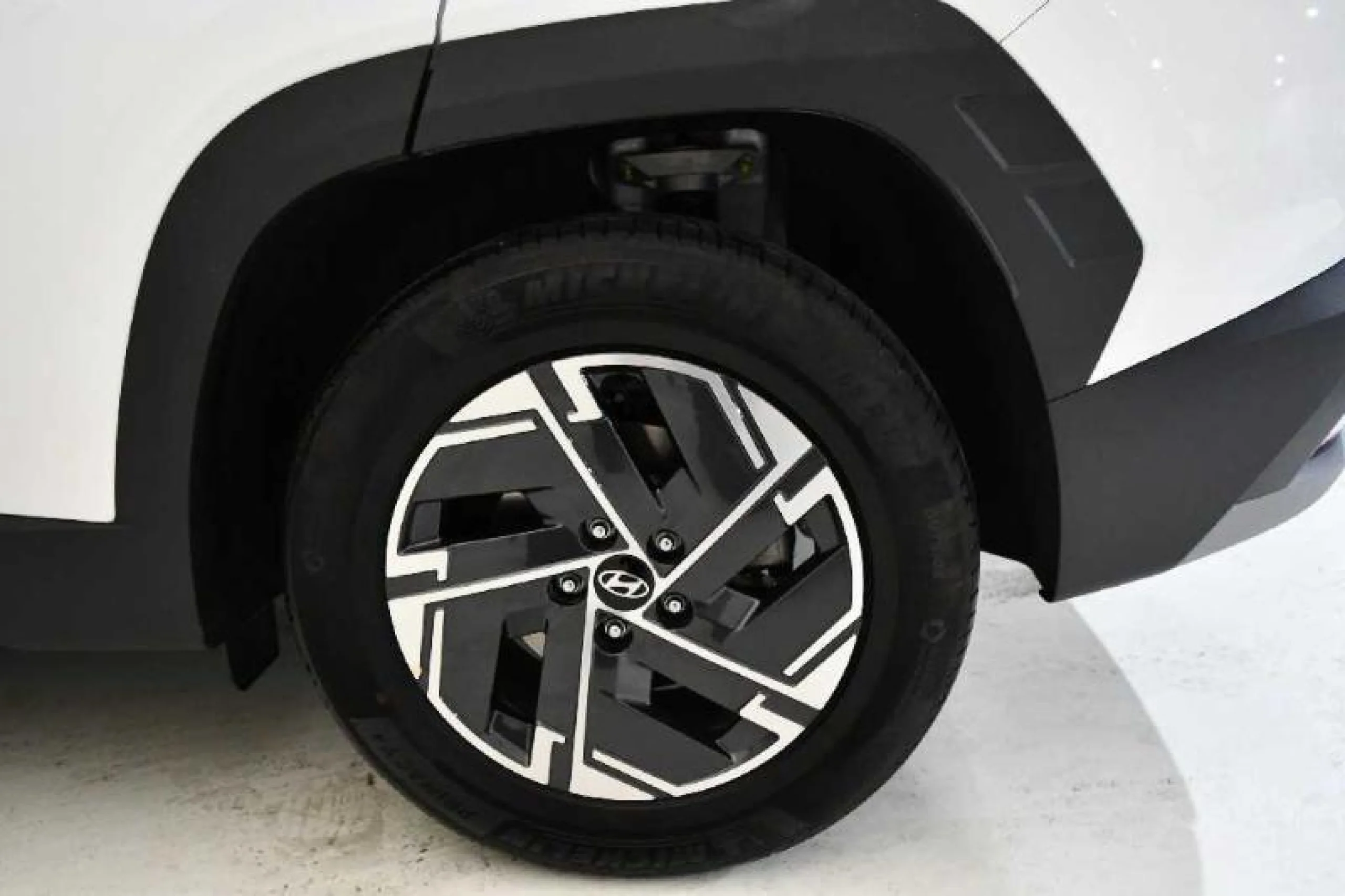 HYUNDAI TUCSON 1.6T 118KW (160CV) KLASS - Foto 4