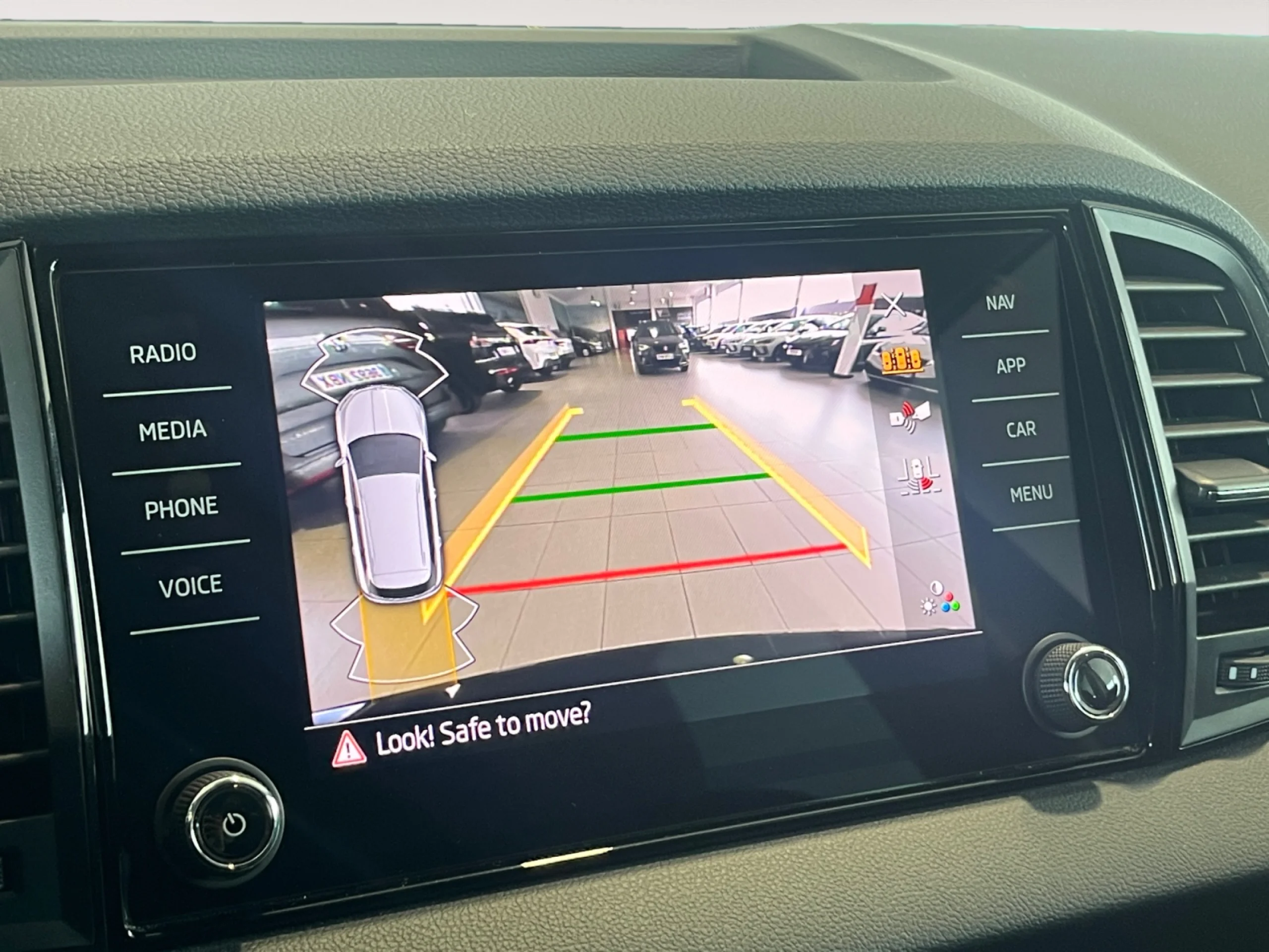 SKODA KAROQ 1.5 TSI 110KW (150CV) DSG ACT SELECTION - Foto 16