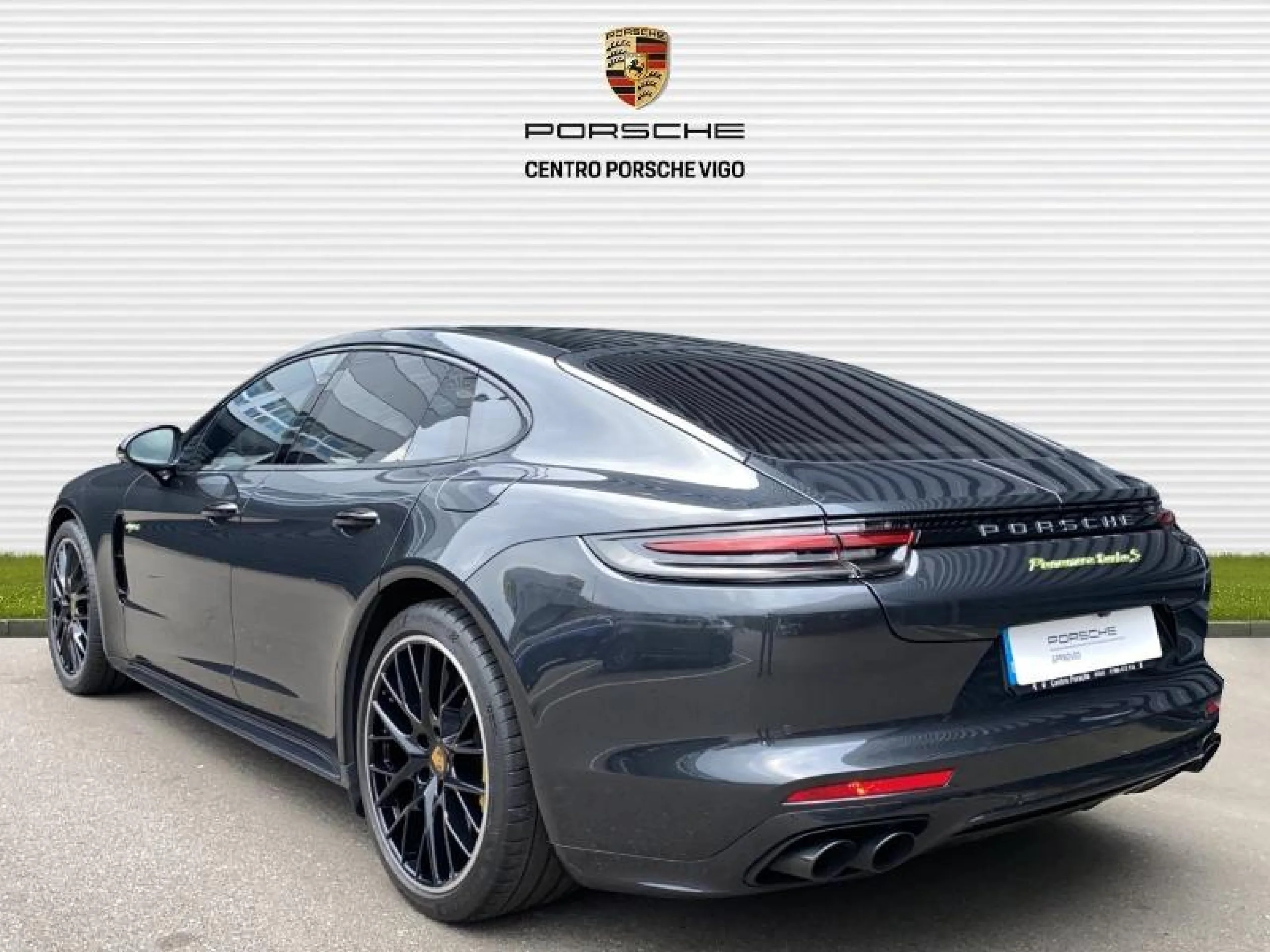 PORSCHE PANAMERA TURBO S E HYBRID - Foto 2