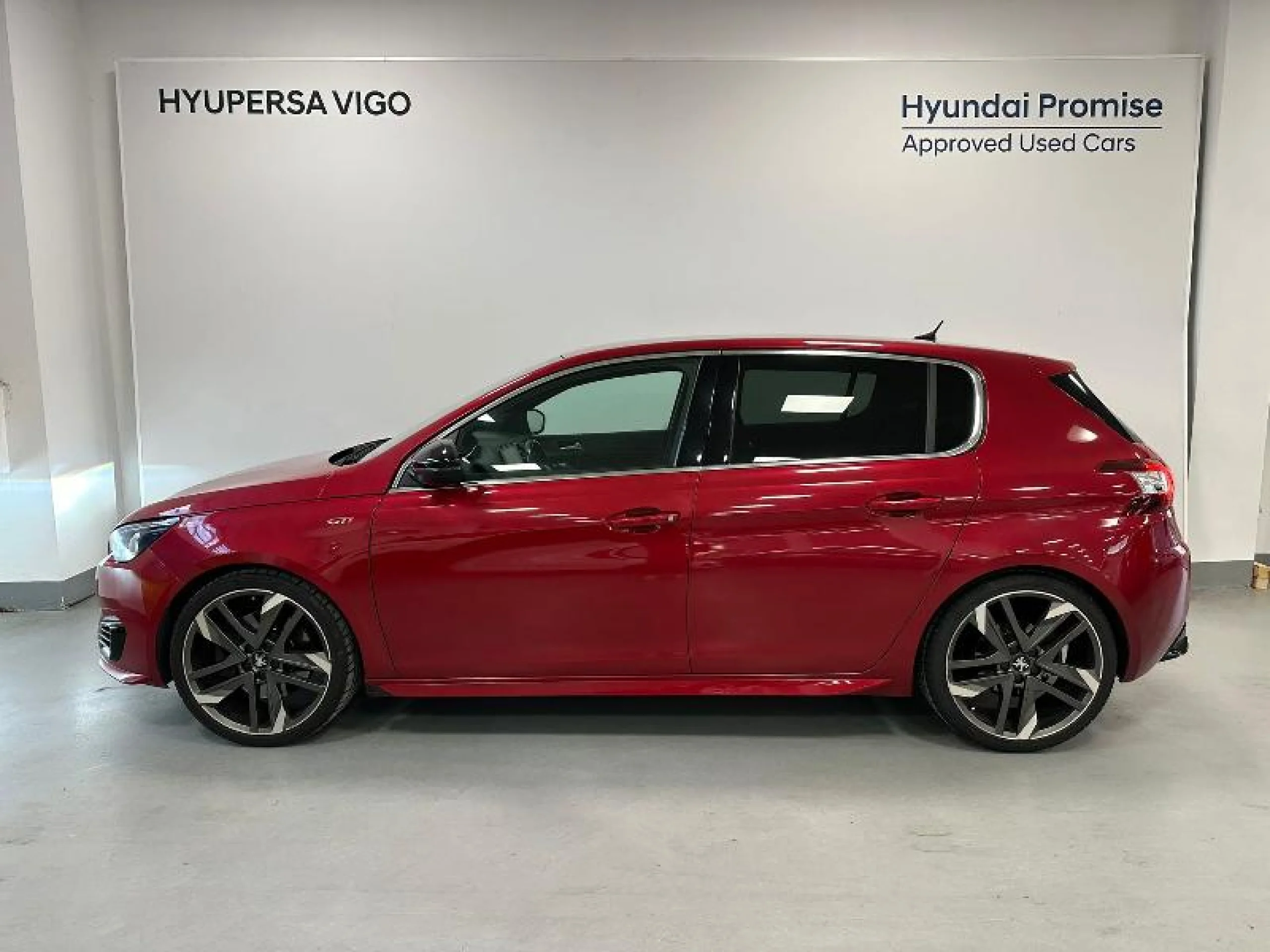 PEUGEOT 308 1.6 GTI 250CV - Foto 2