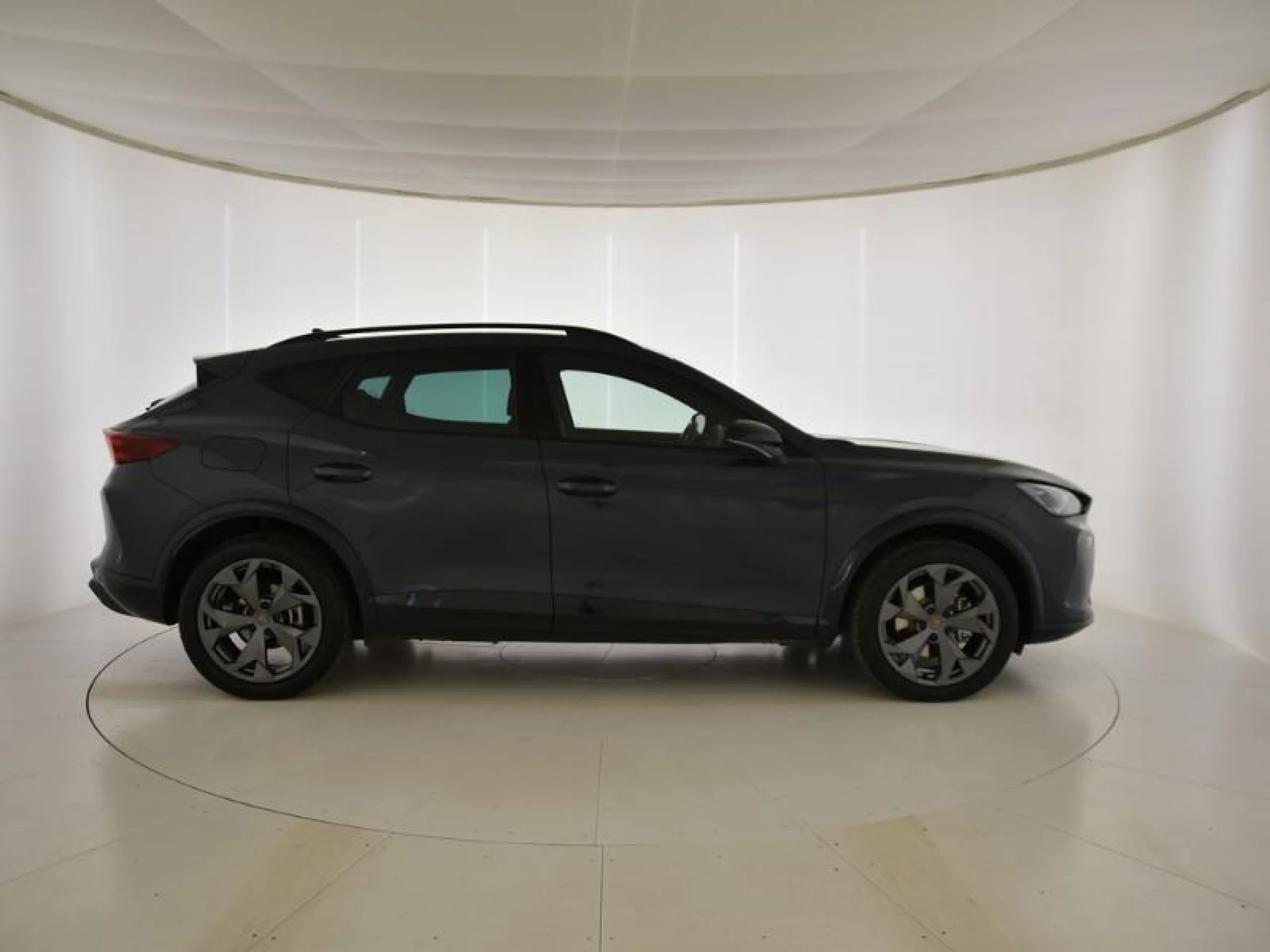 CUPRA FORMENTOR 1.5 TSI E HYBRID 150KW (204 CV) DSG - Foto 3
