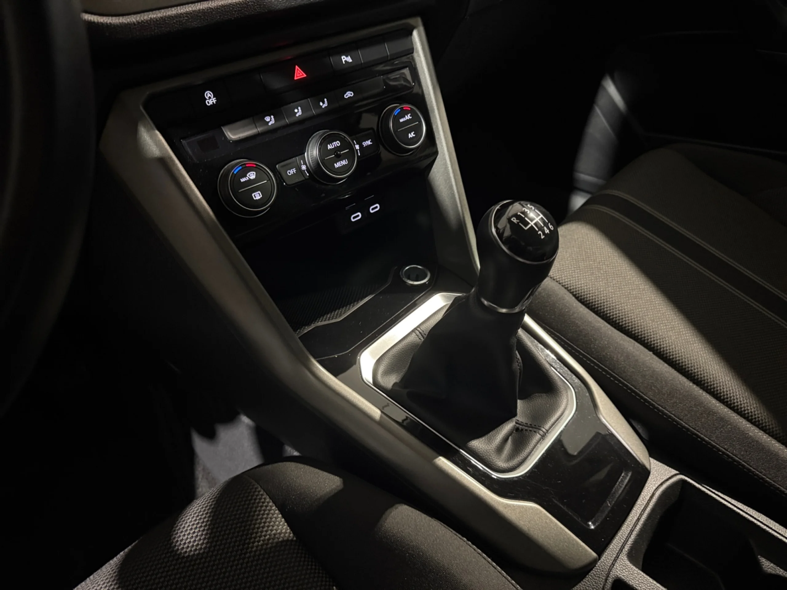 VOLKSWAGEN T ROC T ROC 1.0 TSI 85KW (115CV) - Foto 14