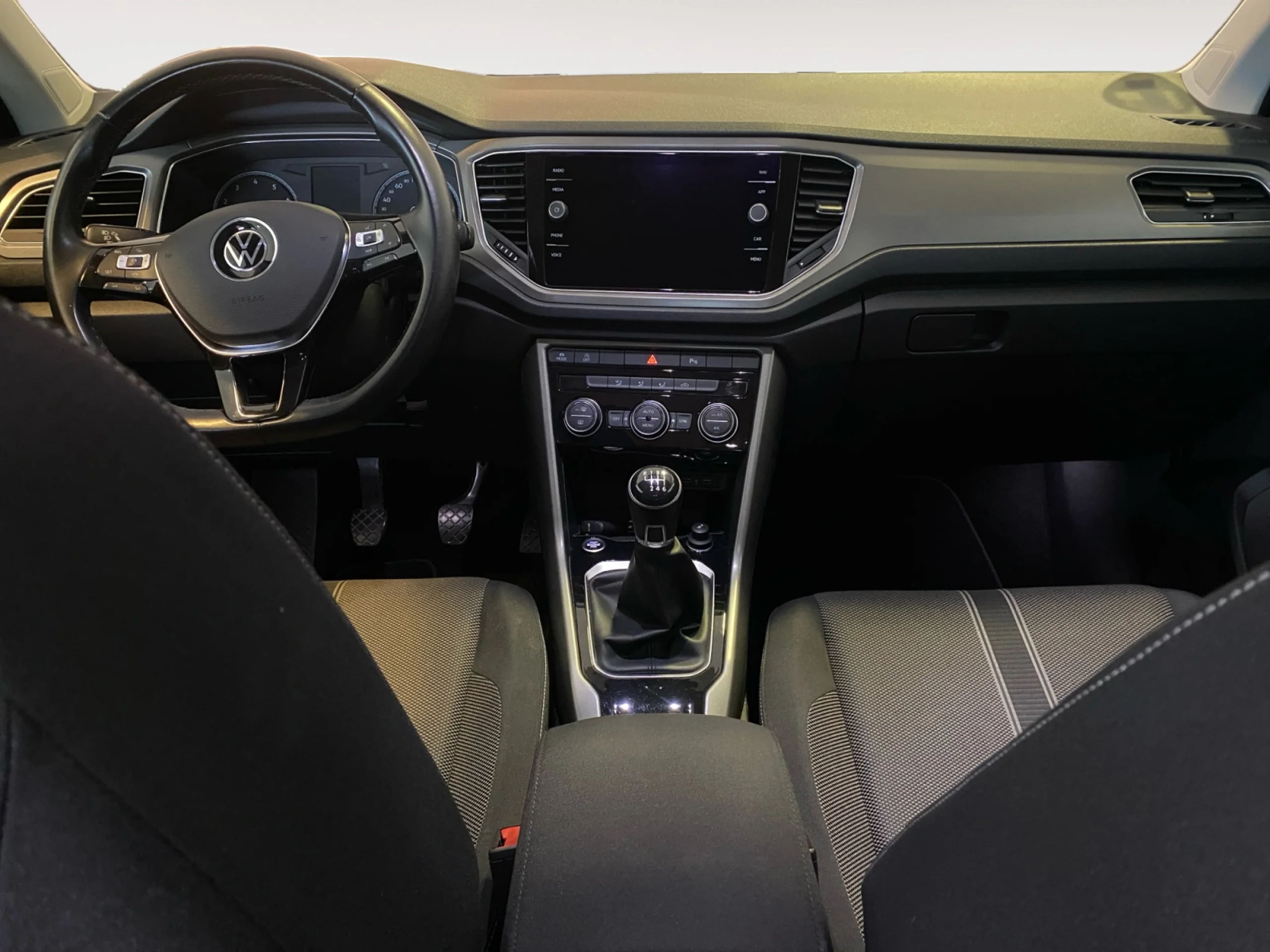 VOLKSWAGEN T ROC ADVANCE STYLE 1.0 TSI 81KW (110CV) - Foto 4