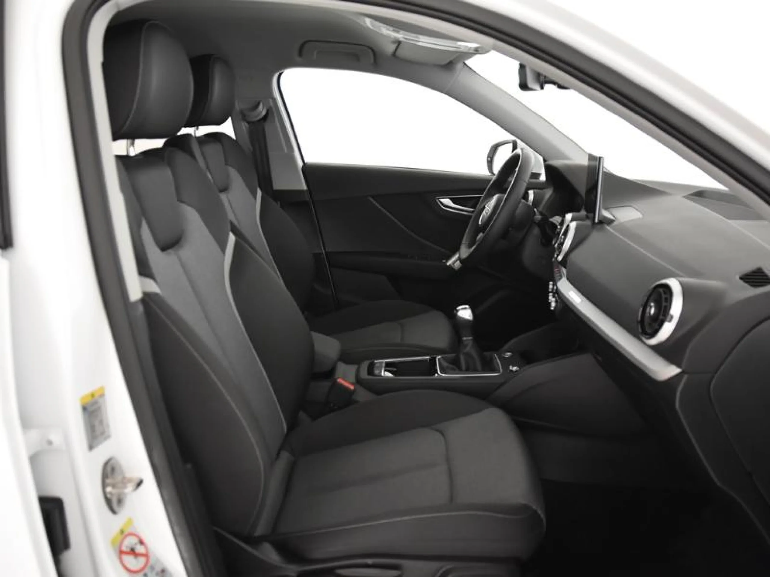 AUDI Q2 S LINE 30 TFSI 85KW (116CV) - Foto 5