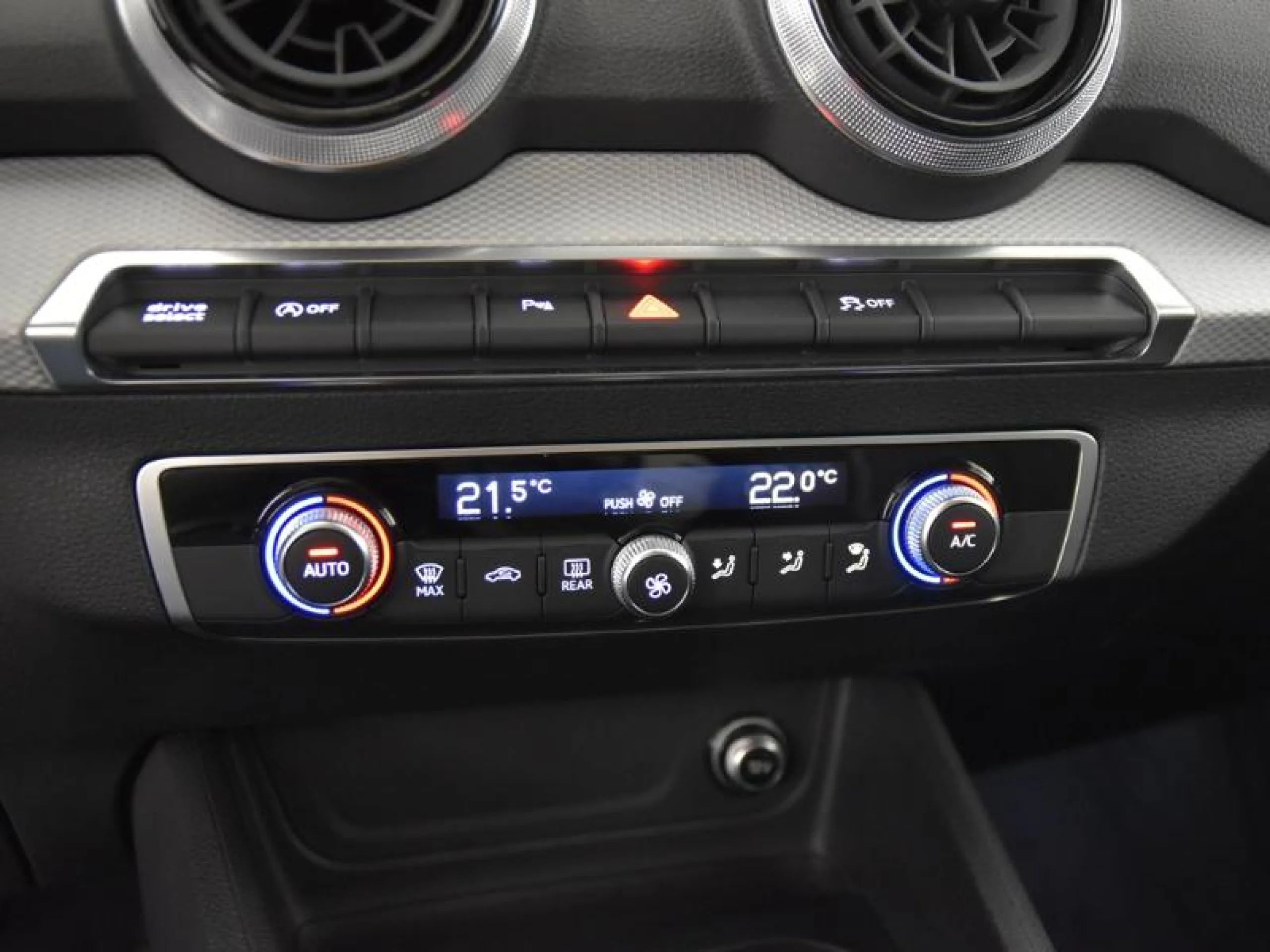 AUDI Q2 S LINE 30 TFSI 85KW (116CV) - Foto 12